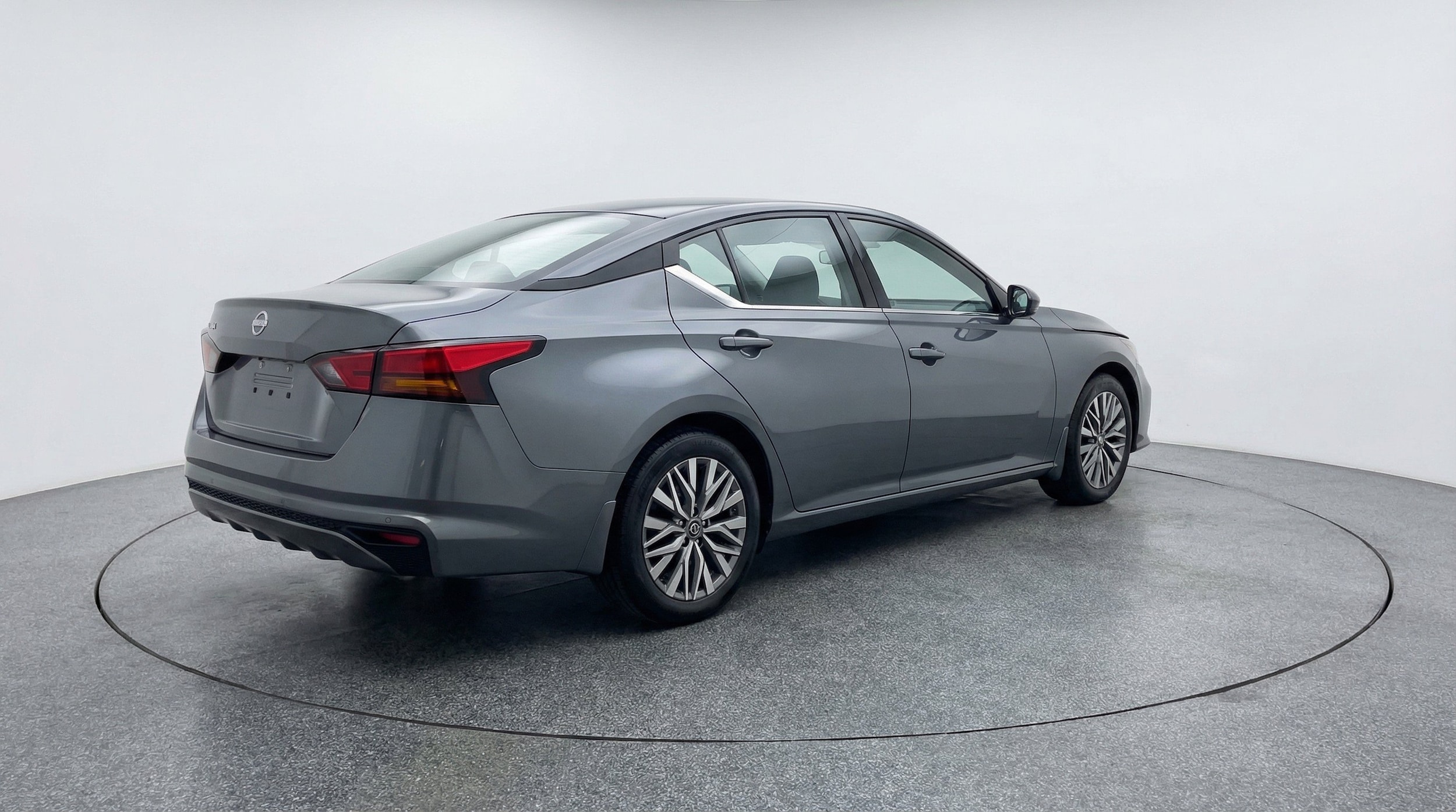 Thumbnail: 2025 Nissan Altima - 9