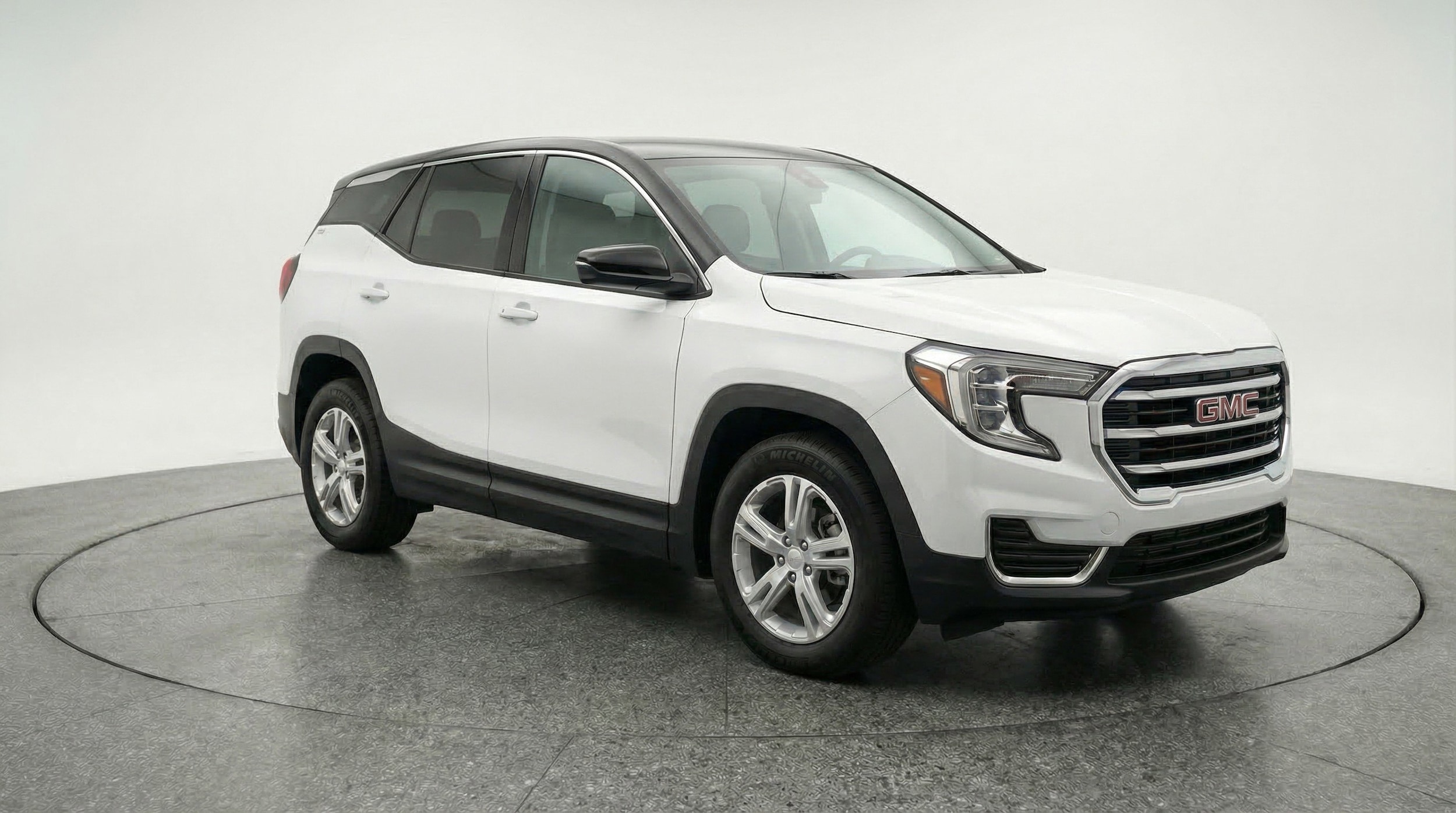 Thumbnail: 2024 GMC Terrain - 3