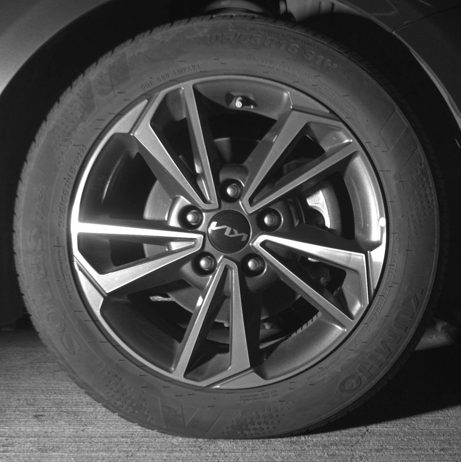 Thumbnail: 2024 Kia Forte - 13