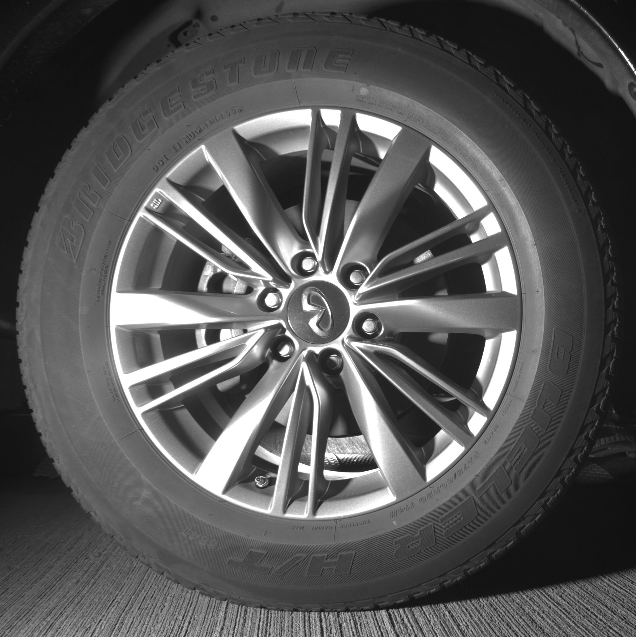 Thumbnail: 2022 INFINITI QX80 - 13