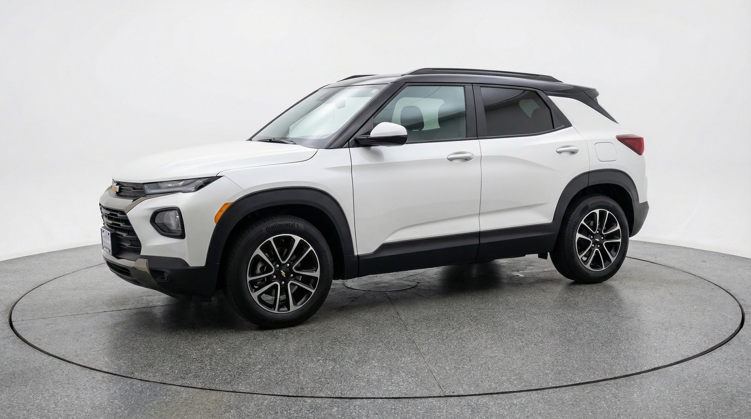 Thumbnail: 2025 Chevrolet TrailBlazer - 3