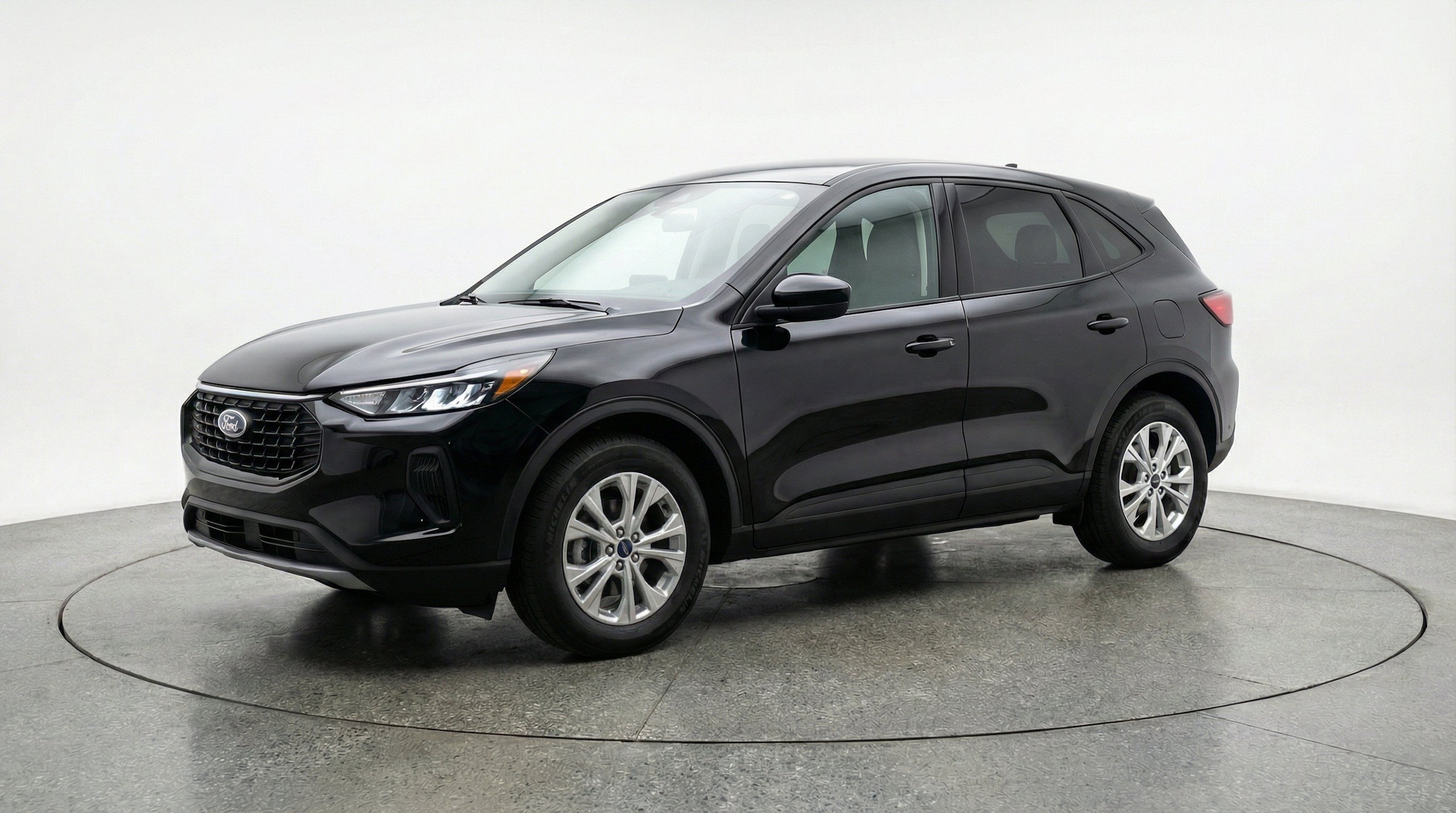 Thumbnail: 2024 Ford Escape - 3