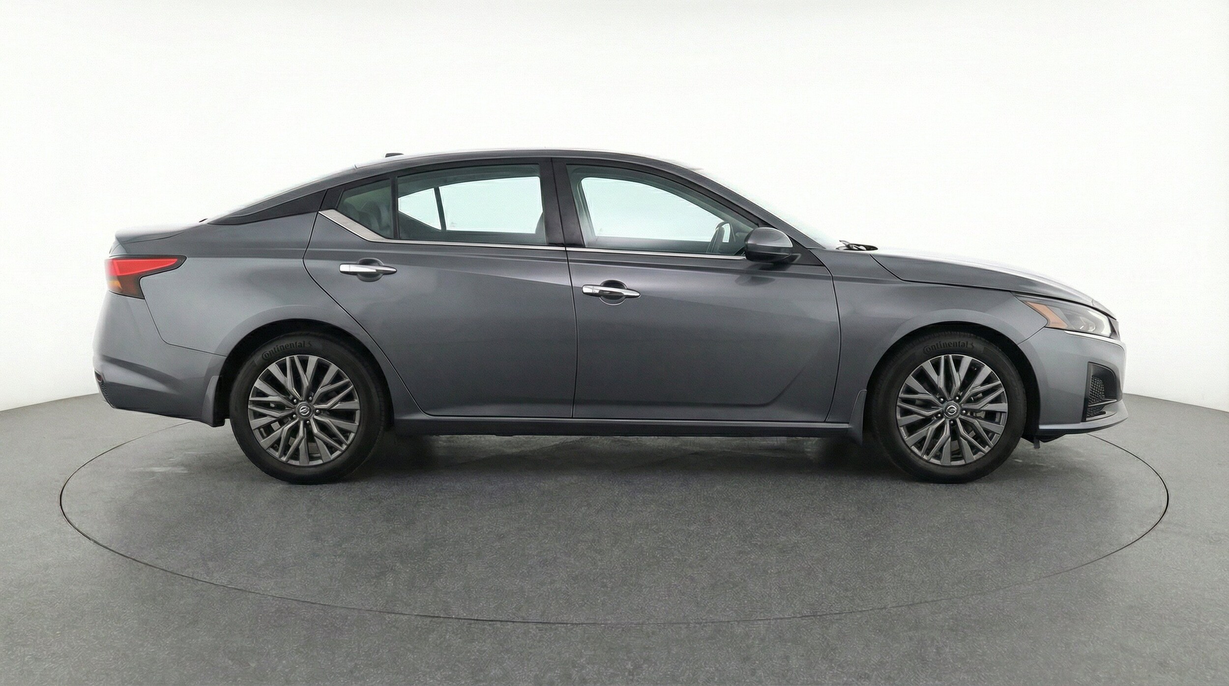 Thumbnail: 2025 Nissan Altima - 11