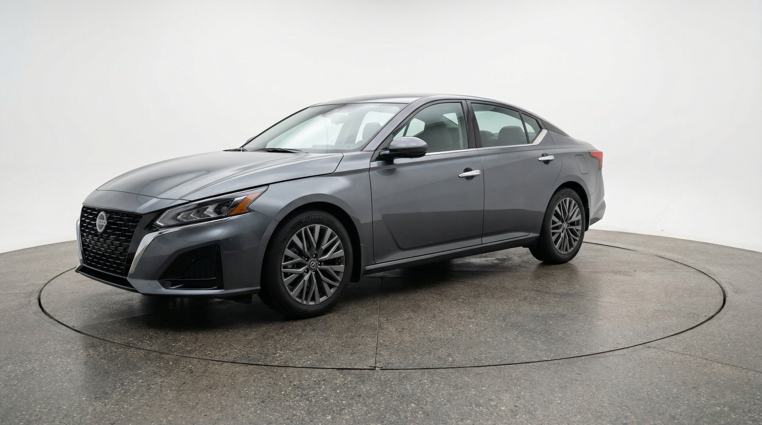 Thumbnail: 2025 Nissan Altima - 3