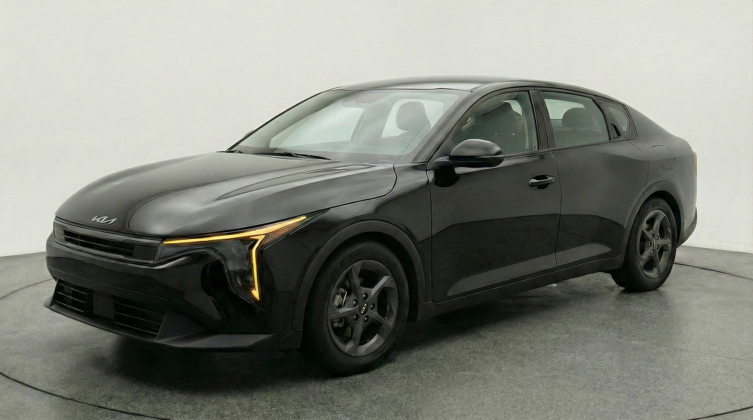 Thumbnail: 2025 Kia K4 - 3