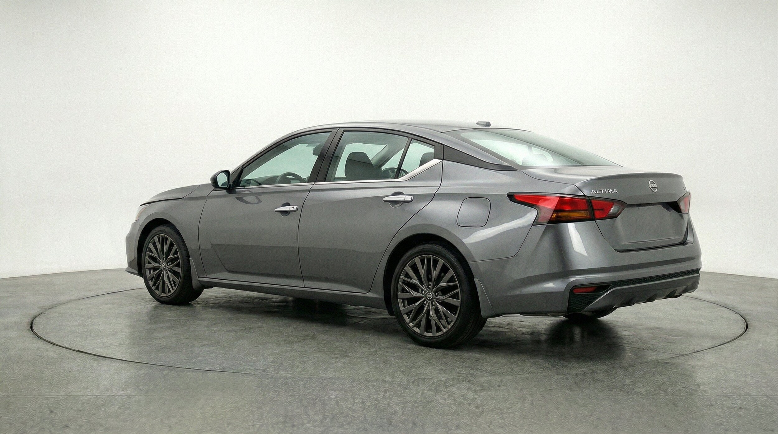 Thumbnail: 2025 Nissan Altima - 6