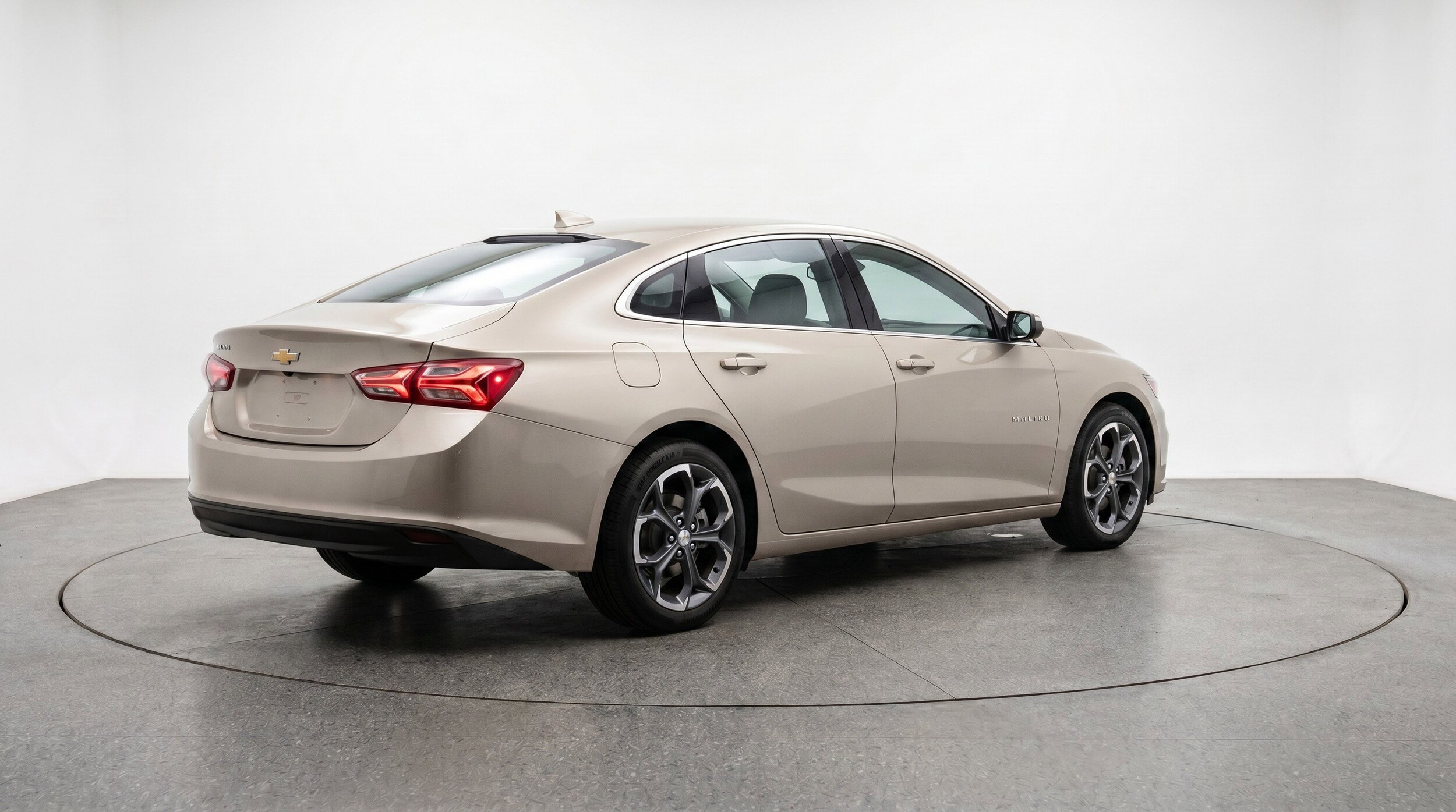 Thumbnail: 2024 Chevrolet Malibu - 9