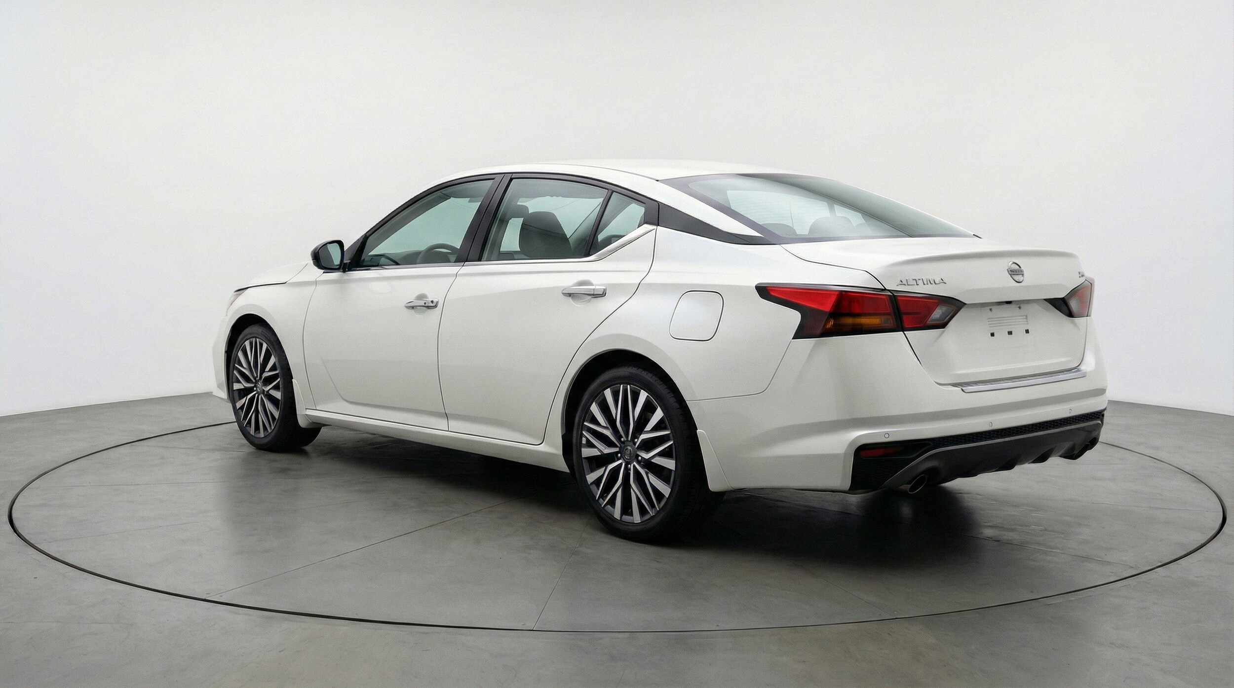 Thumbnail: 2025 Nissan Altima - 6