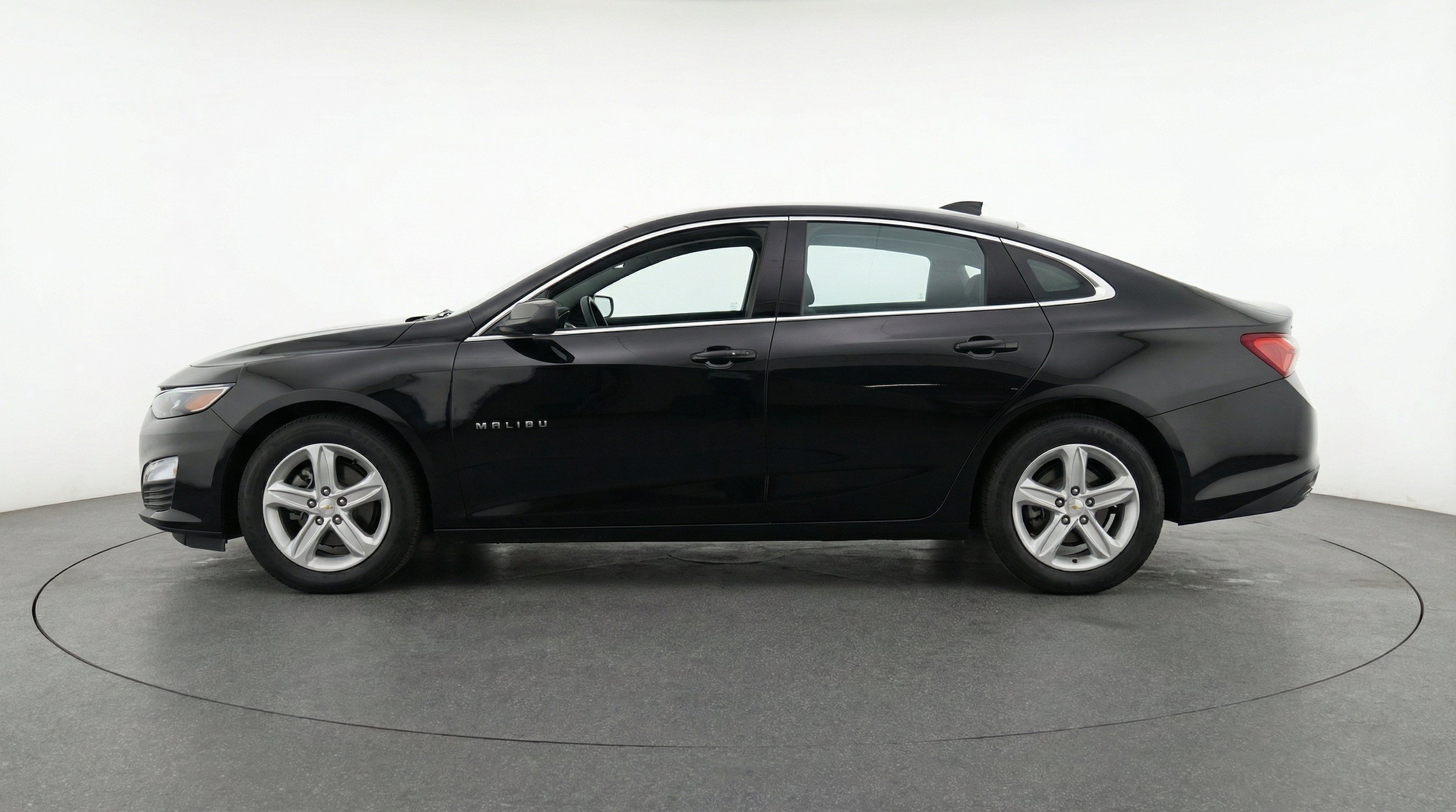 Thumbnail: 2024 Chevrolet Malibu - 5