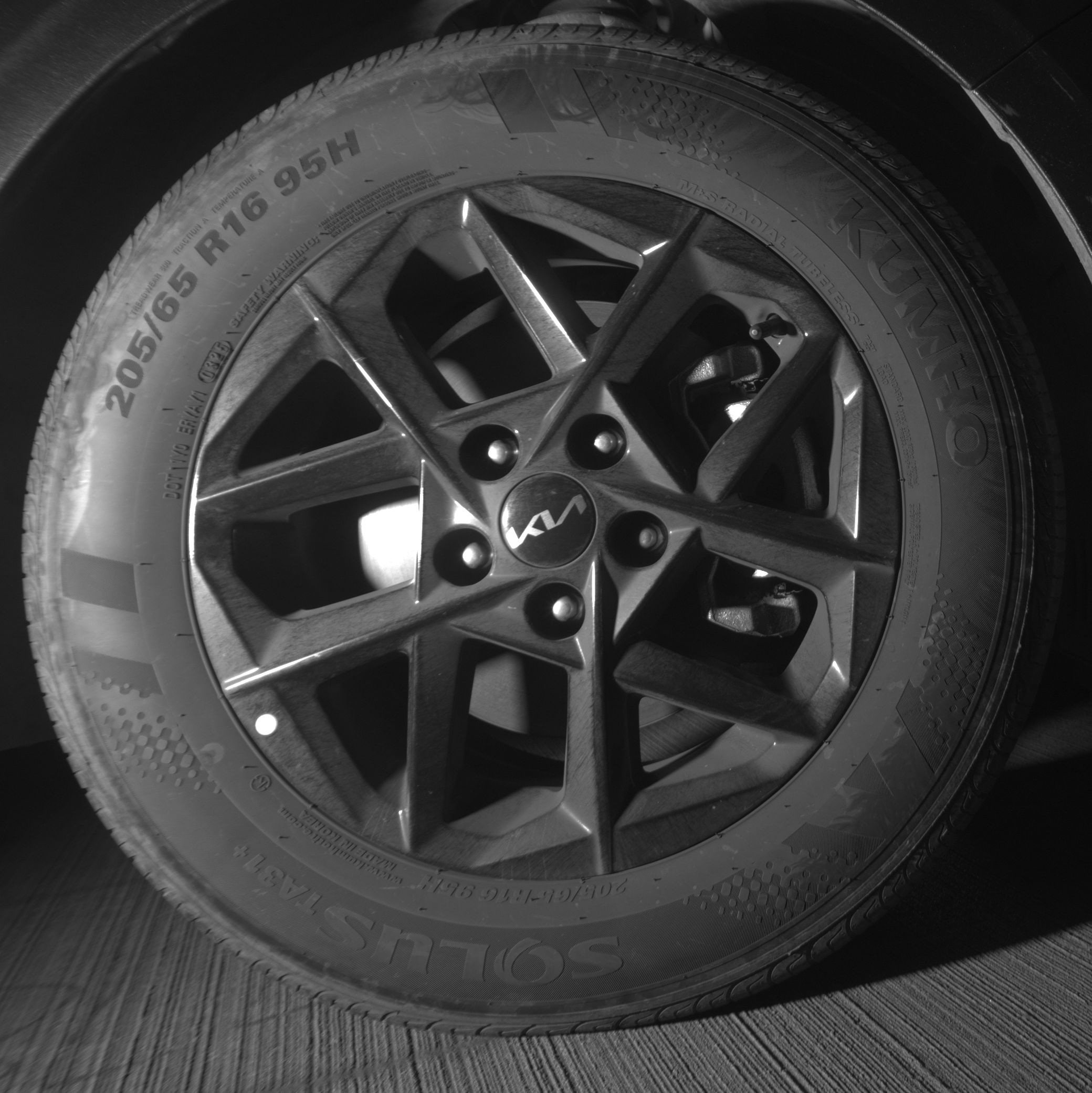 Thumbnail: 2025 Kia K5 - 13