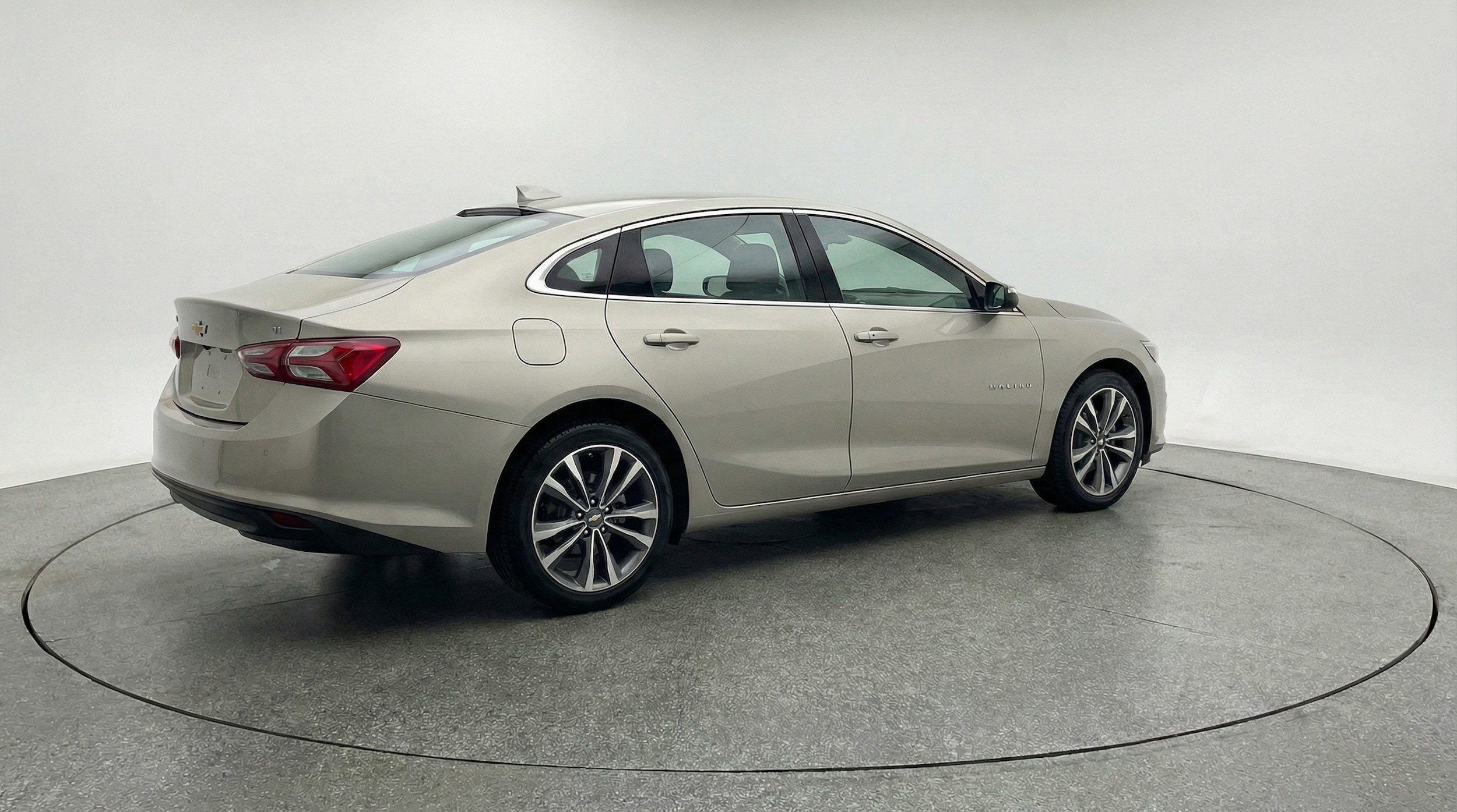 Thumbnail: 2024 Chevrolet Malibu - 9