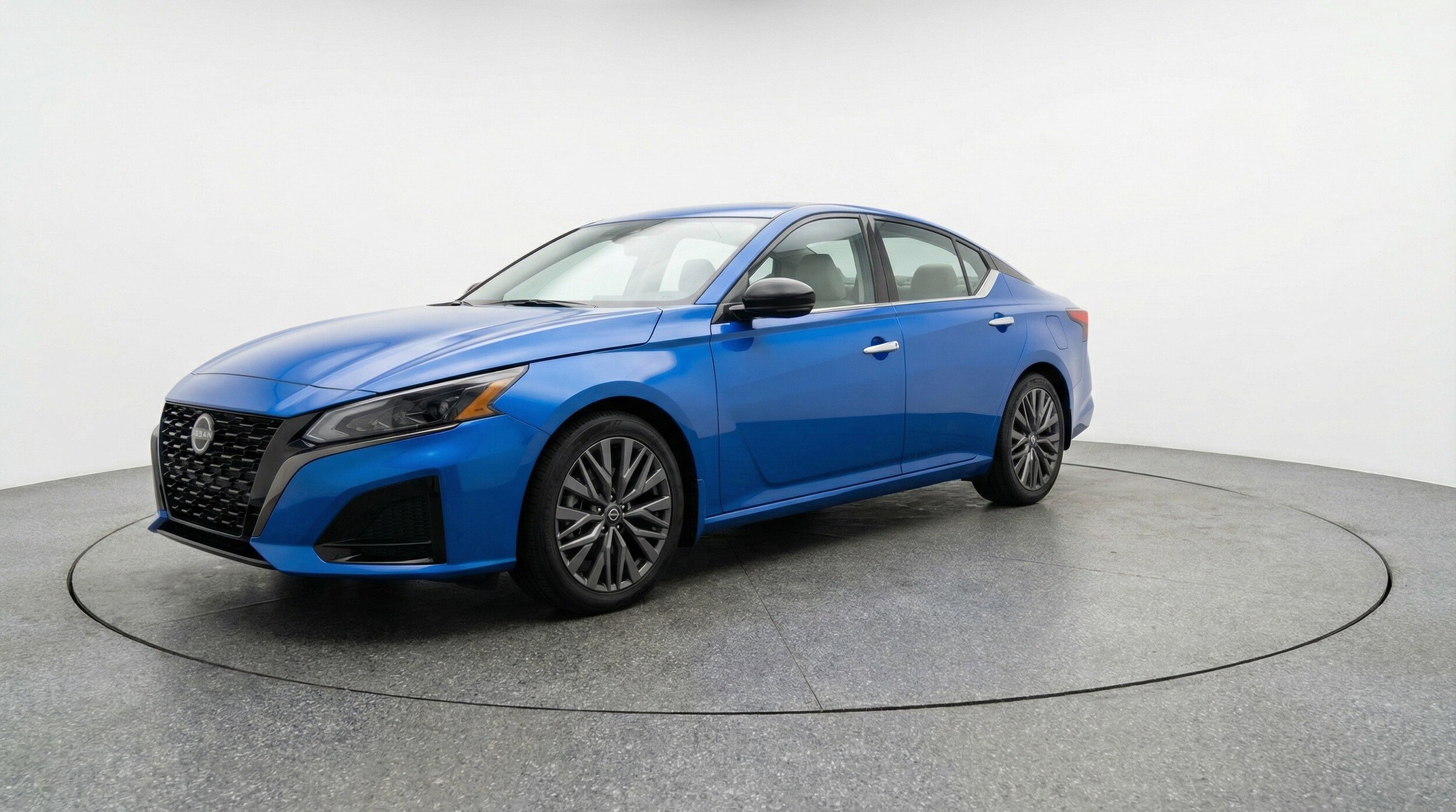 Thumbnail: 2025 Nissan Altima - 3