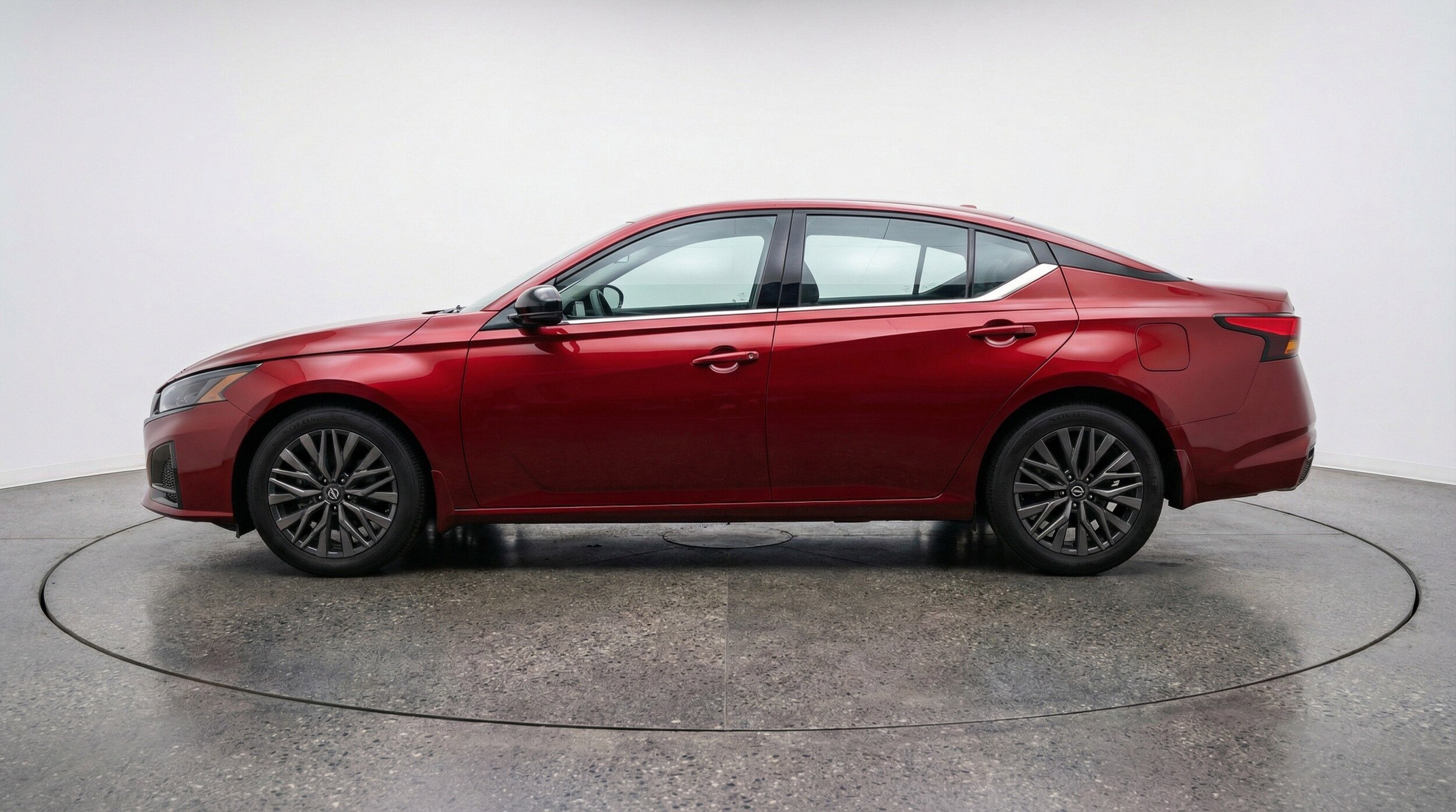 Thumbnail: 2025 Nissan Altima - 5