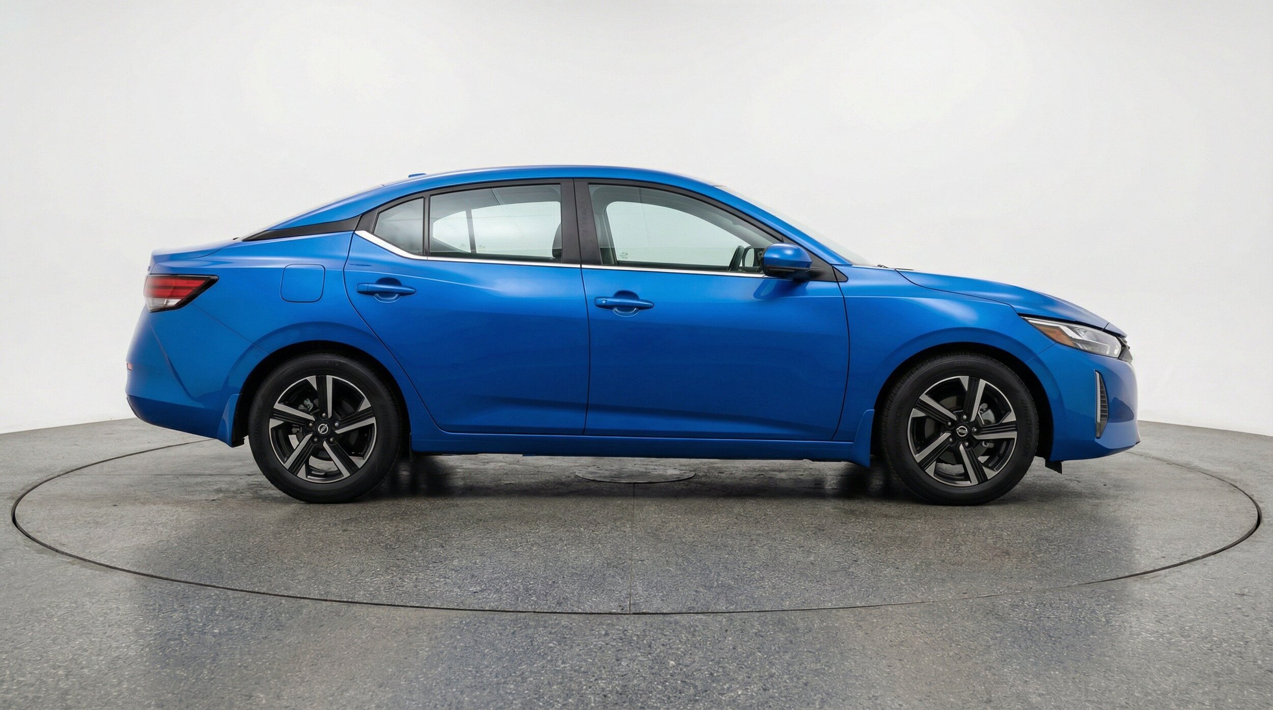 Thumbnail: 2025 Nissan Sentra - 11