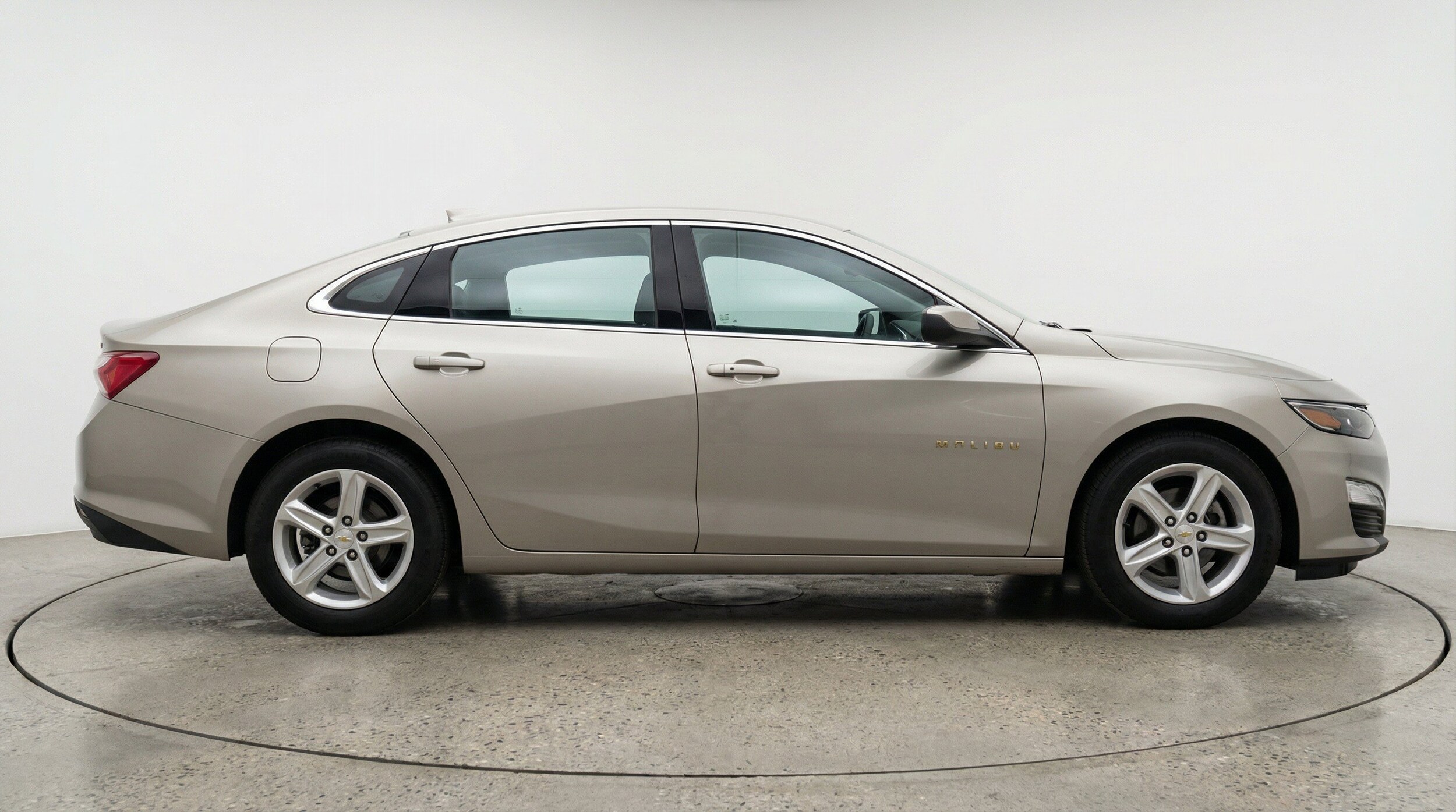 Thumbnail: 2024 Chevrolet Malibu - 11
