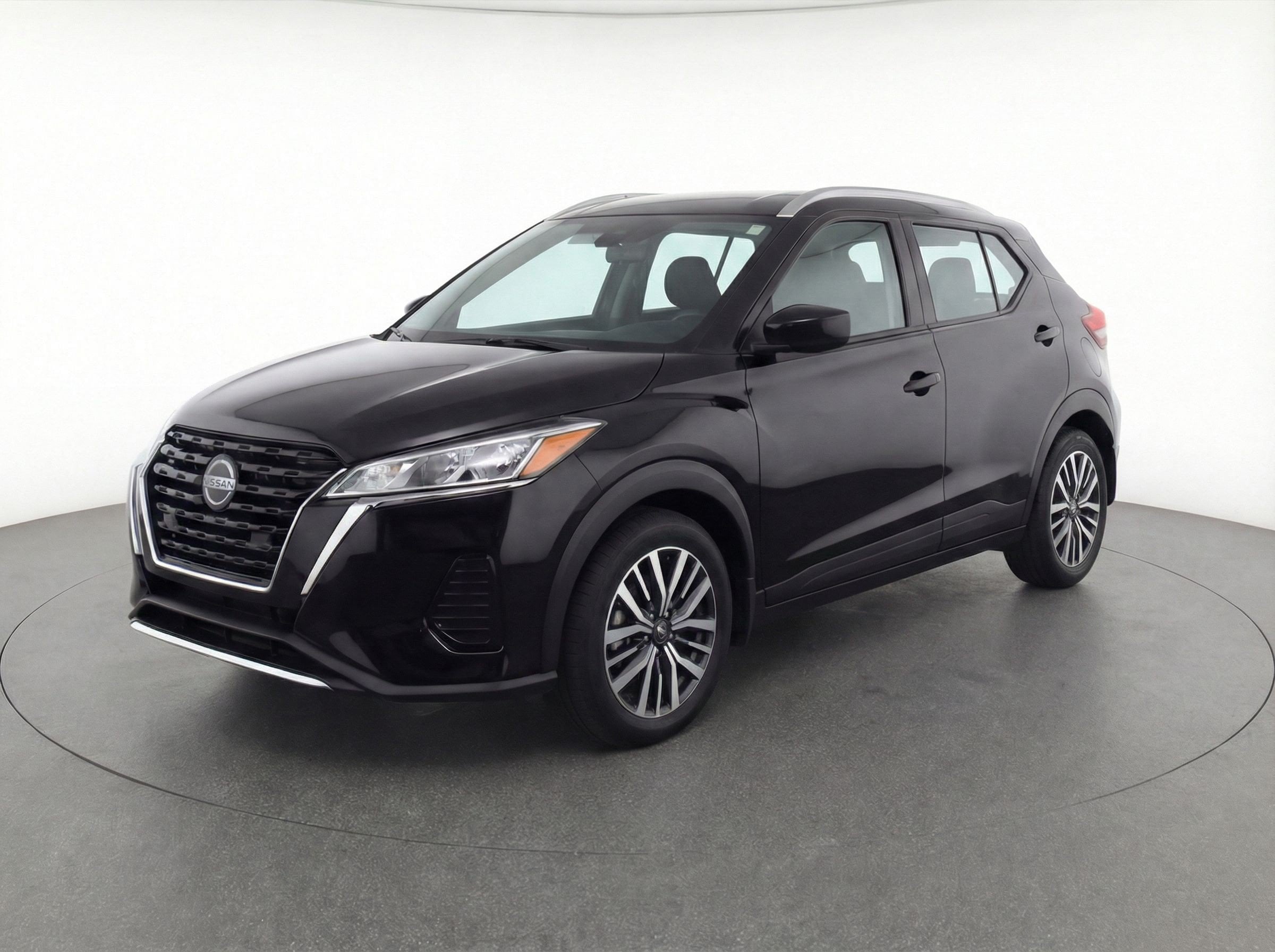 Thumbnail: 2024 Nissan Kicks - 3
