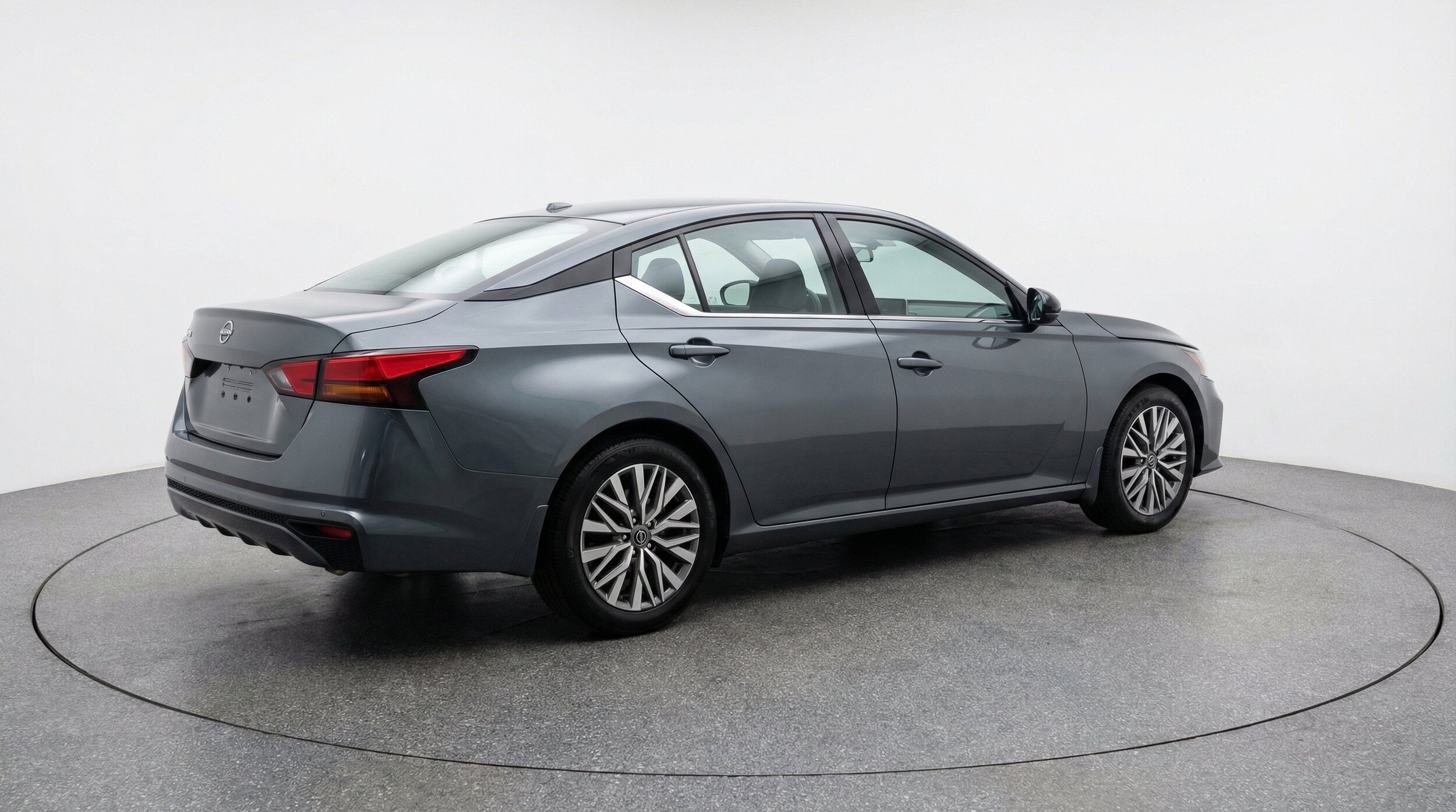 Thumbnail: 2025 Nissan Altima - 9