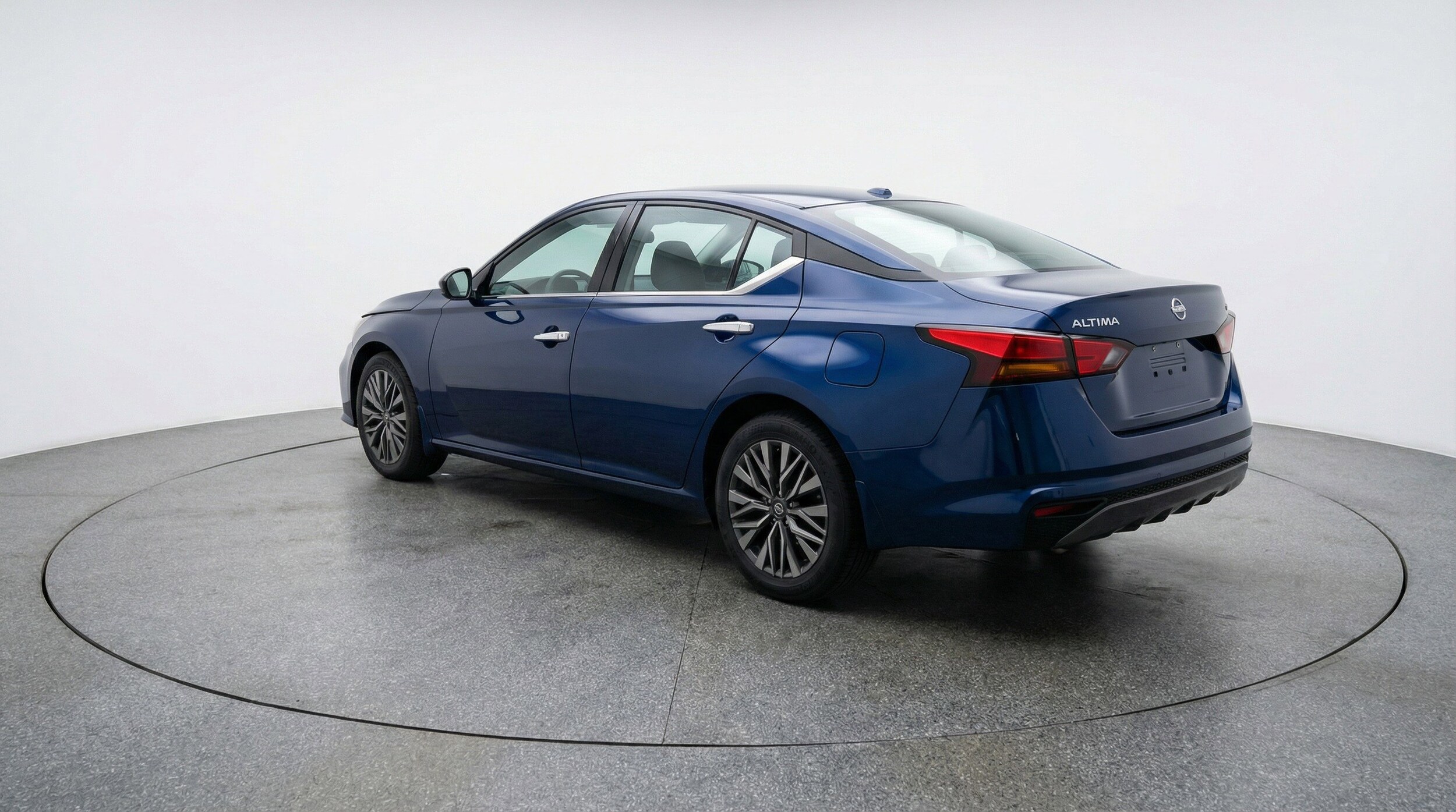Thumbnail: 2025 Nissan Altima - 6