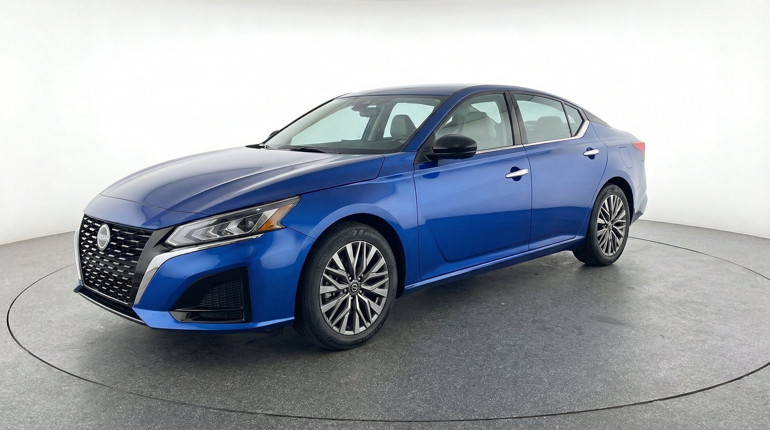 Thumbnail: 2025 Nissan Altima - 3
