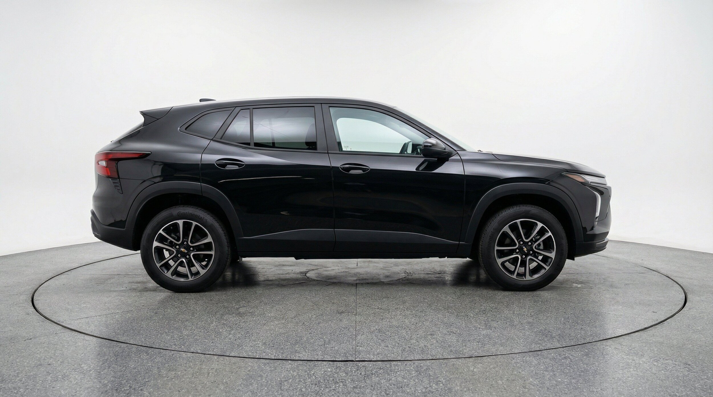 Thumbnail: 2025 Chevrolet TrailBlazer - 11