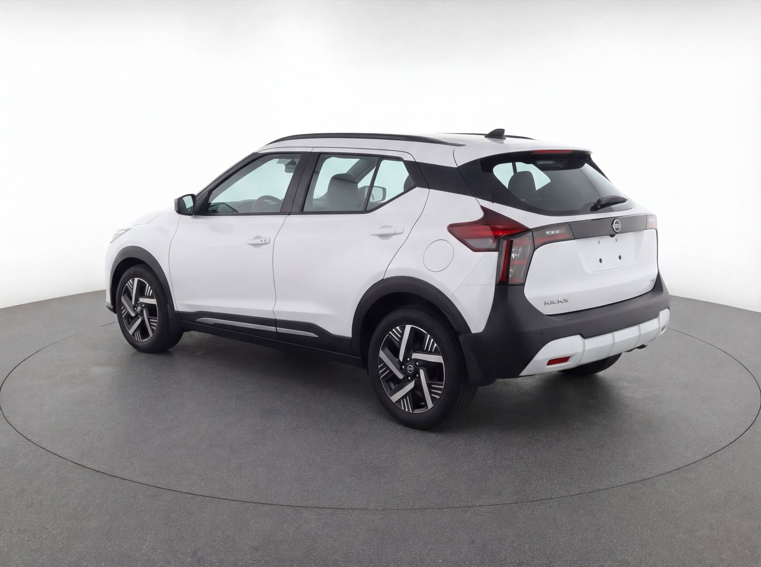Thumbnail: 2025 Nissan Kicks - 6