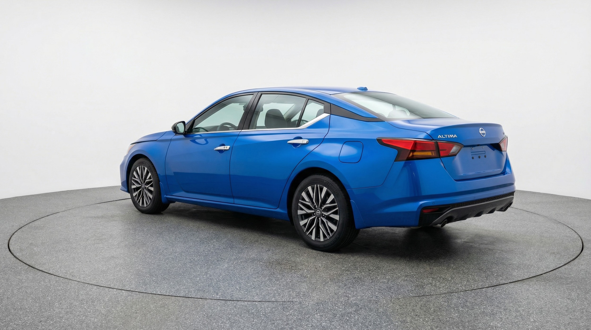 Thumbnail: 2025 Nissan Altima - 5