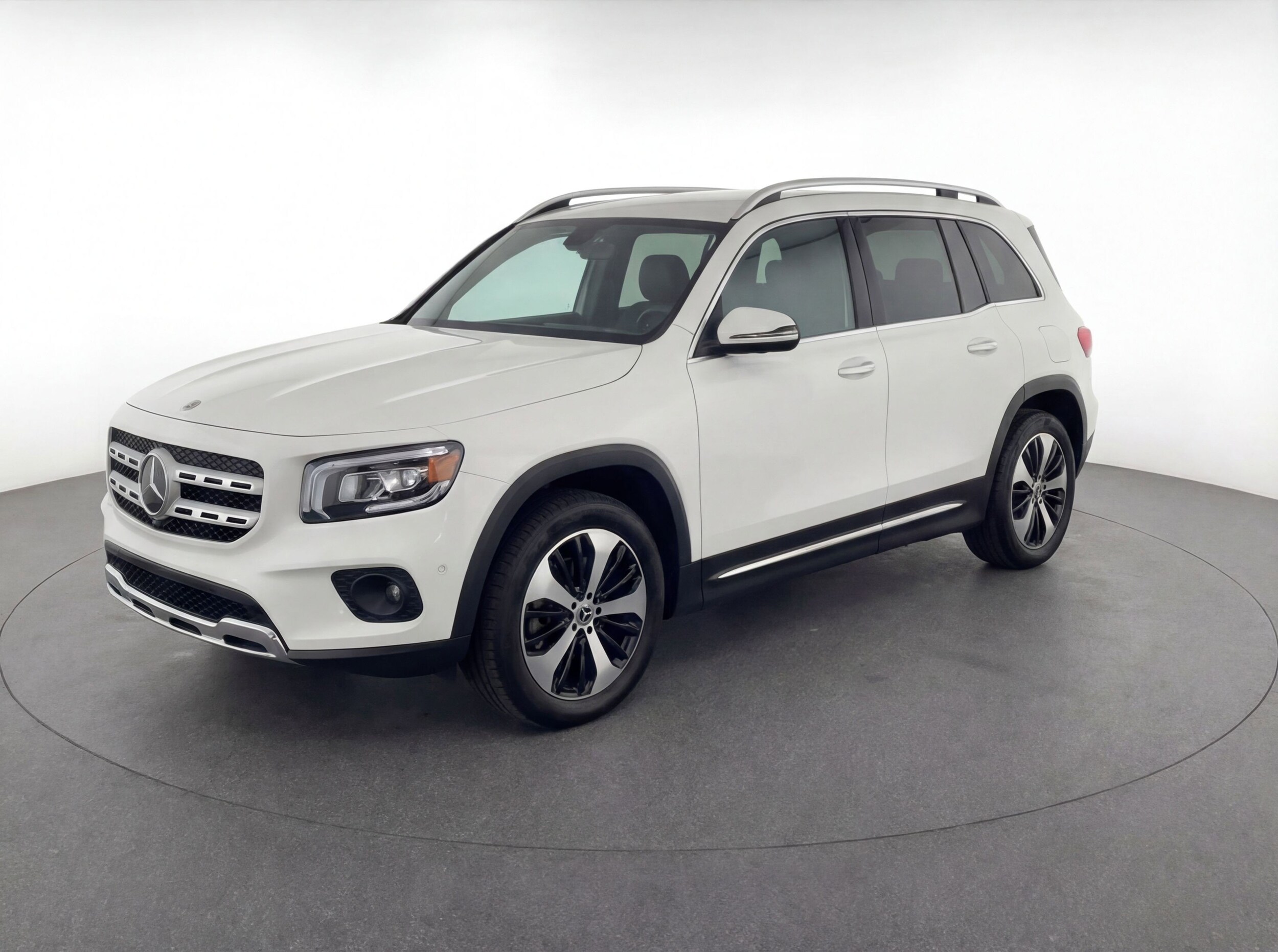 Thumbnail: 2025 Mercedes-Benz GLB - 3
