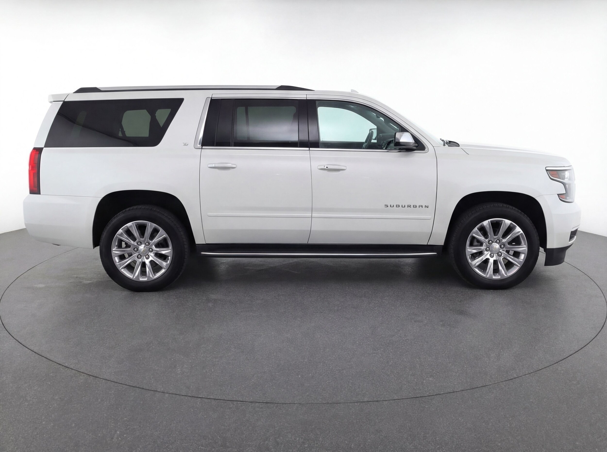 Thumbnail: 2023 Chevrolet Suburban - 11