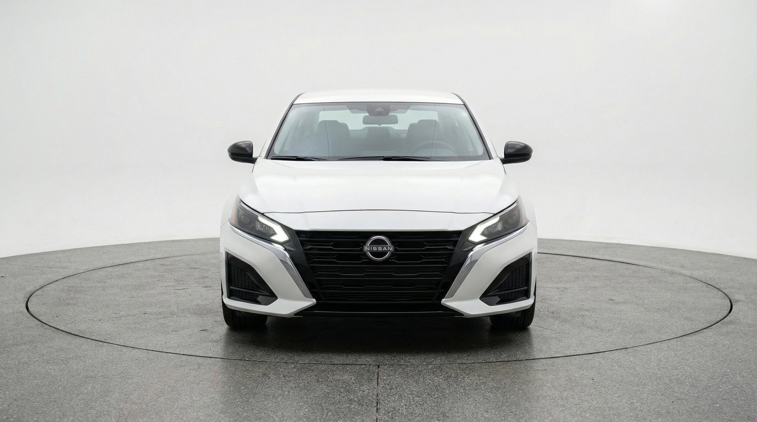 Thumbnail: 2025 Nissan Altima - 2