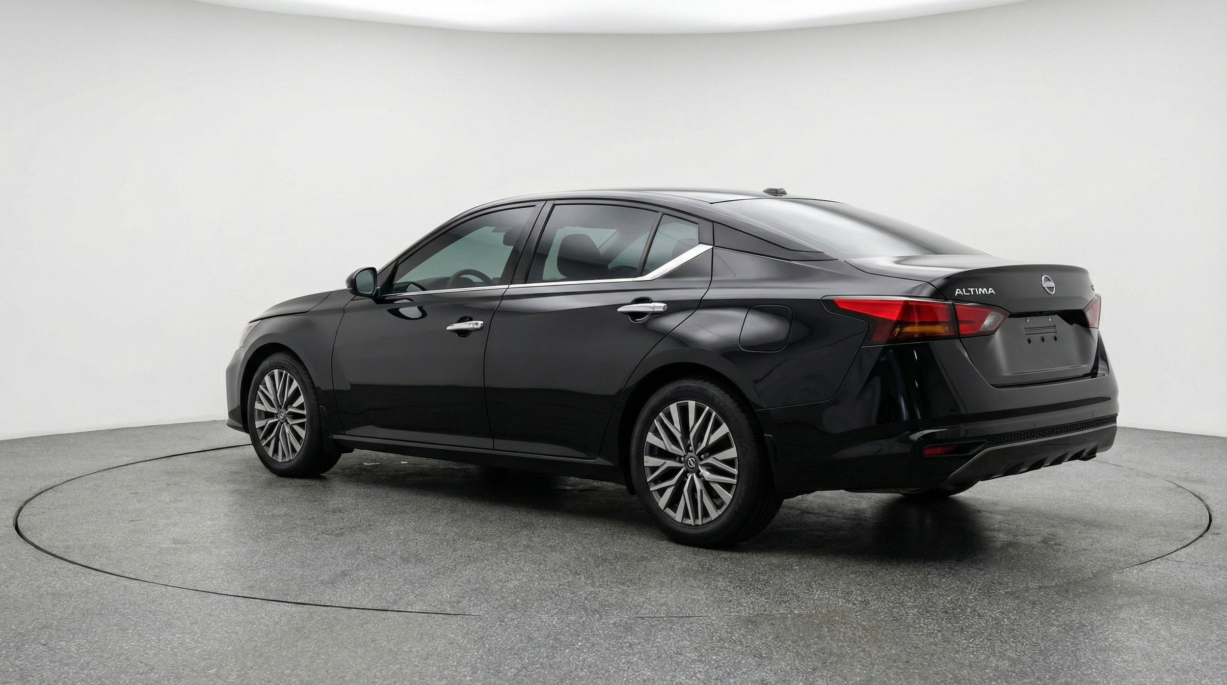 Thumbnail: 2025 Nissan Altima - 6