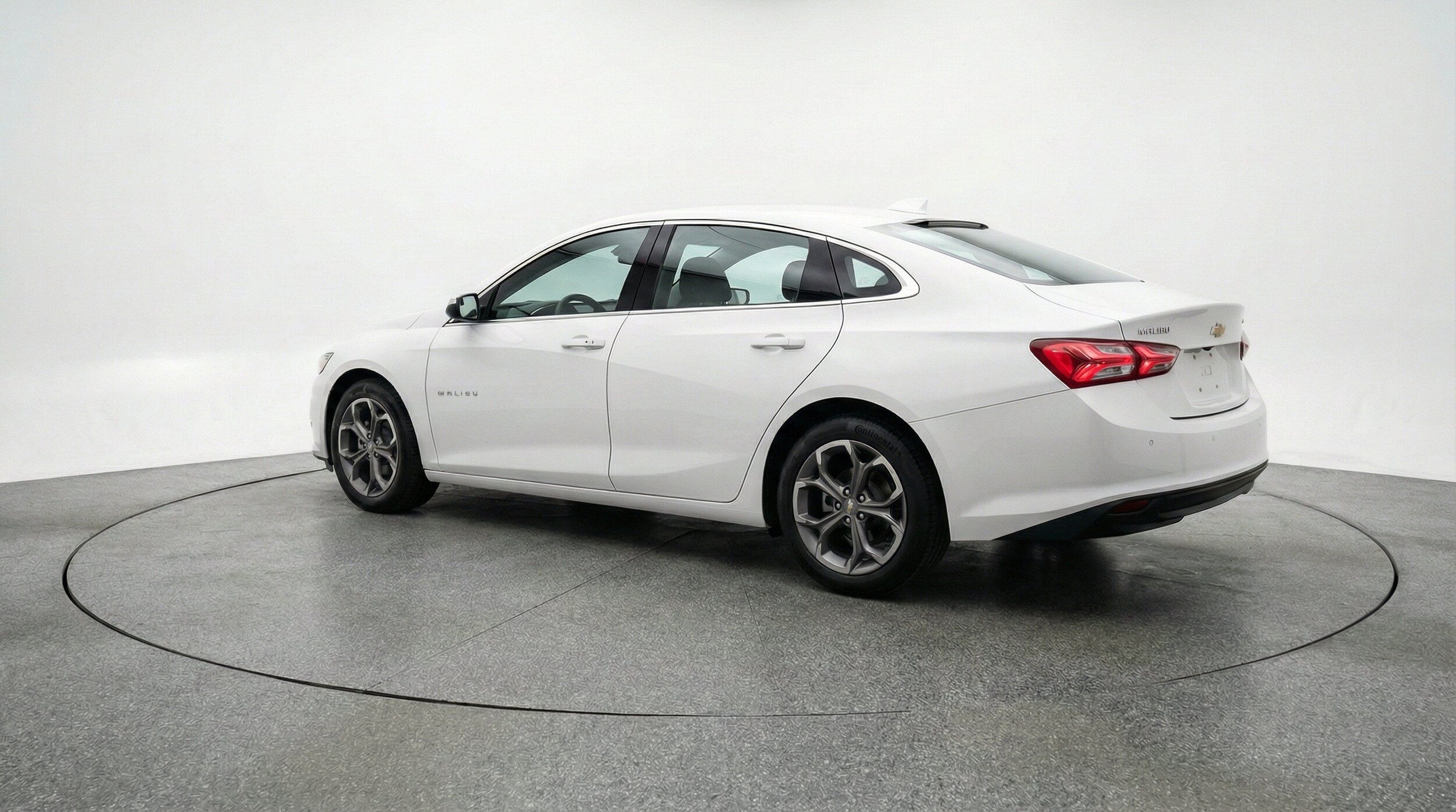 Thumbnail: 2024 Chevrolet Malibu - 6
