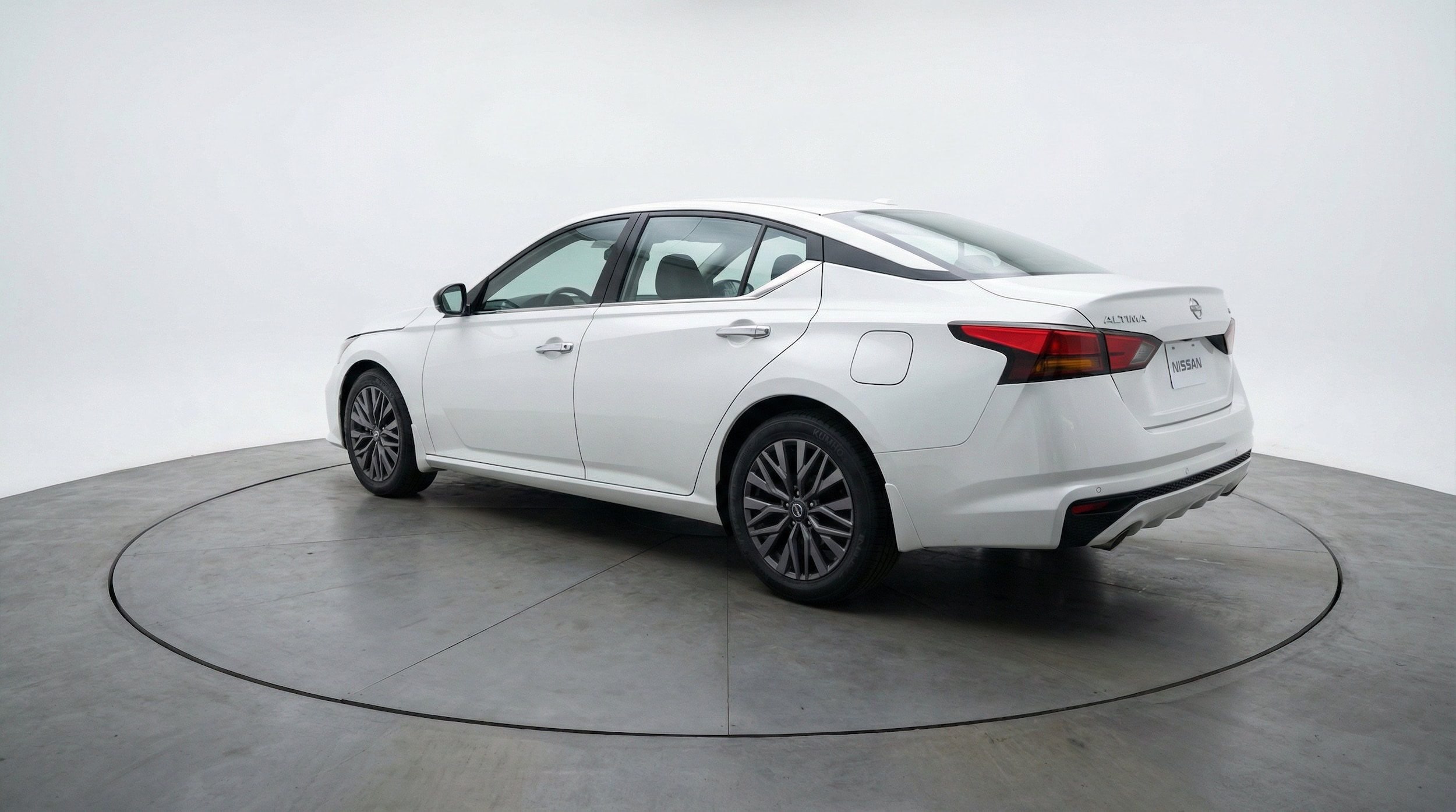 Thumbnail: 2025 Nissan Altima - 6