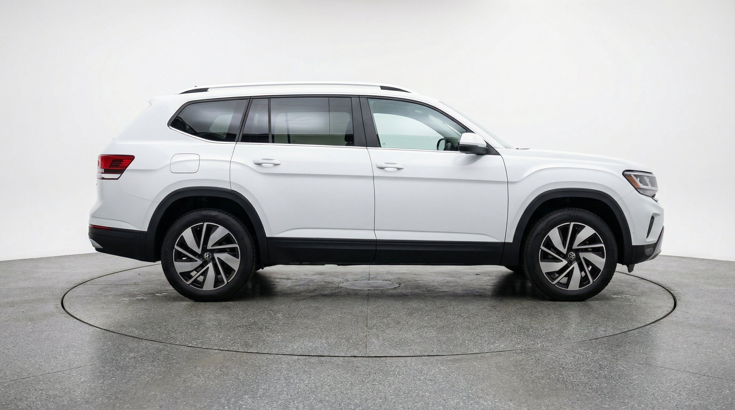 Thumbnail: 2026 Volkswagen Atlas - 11
