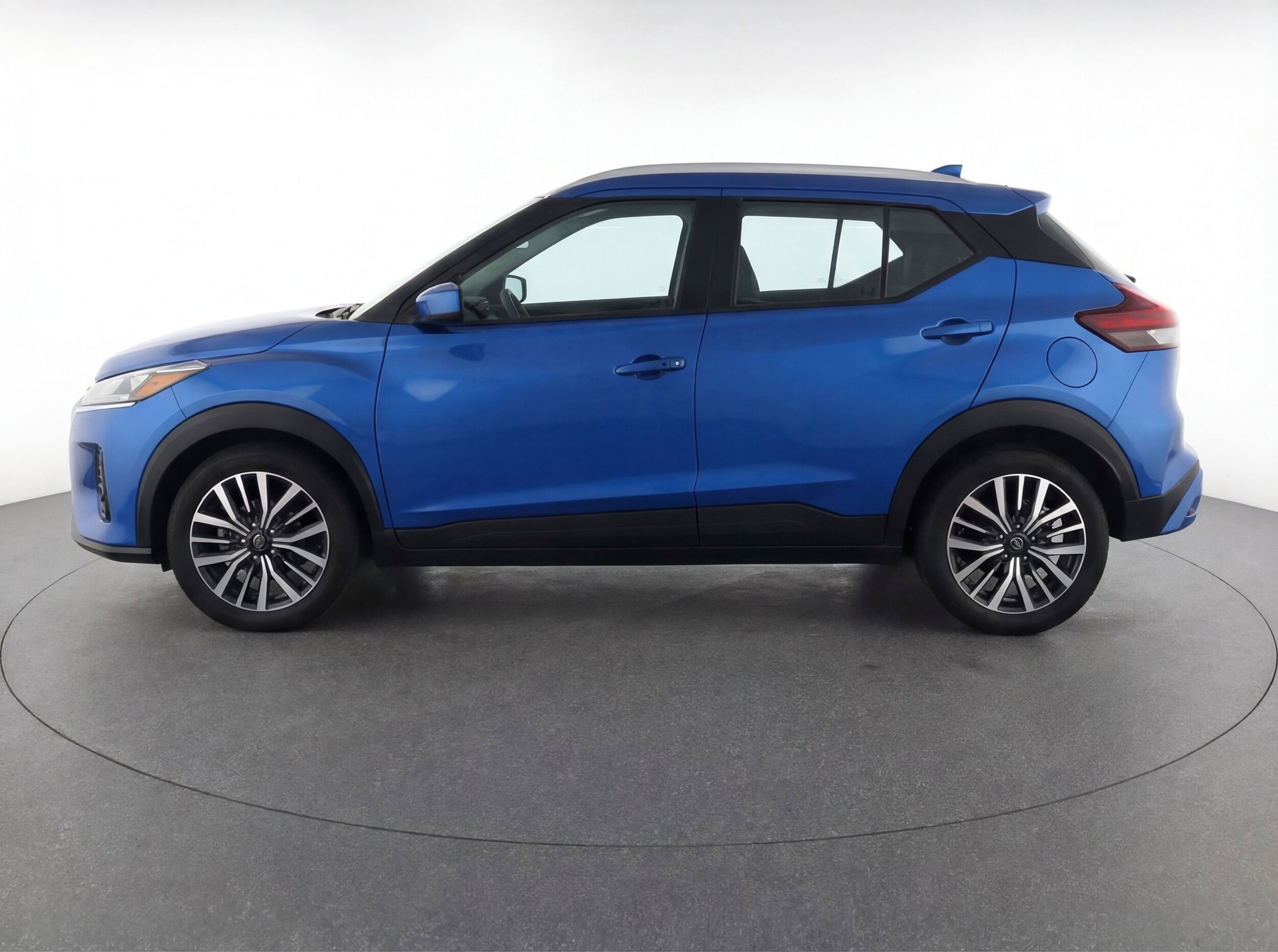 Thumbnail: 2024 Nissan Kicks - 5