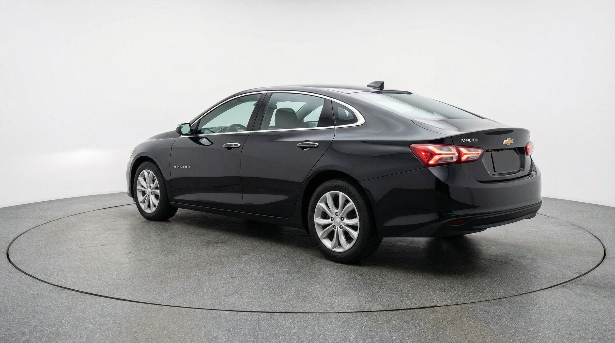 Thumbnail: 2024 Chevrolet Malibu - 6