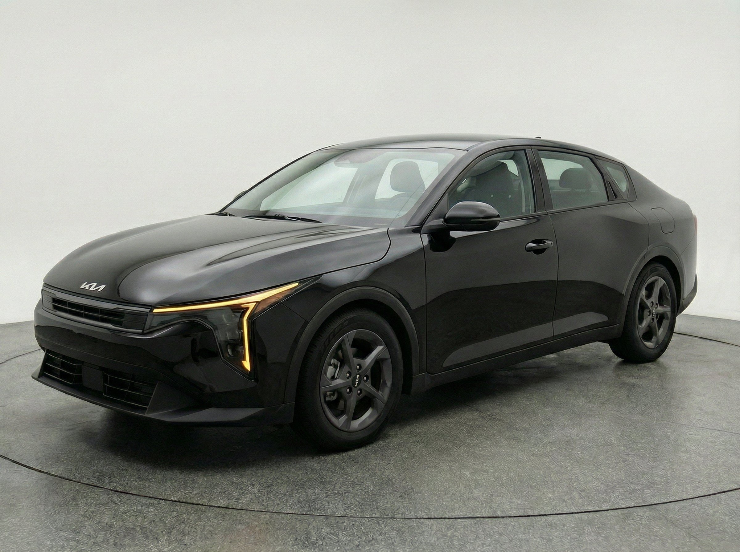 Thumbnail: 2025 Kia K4 - 3