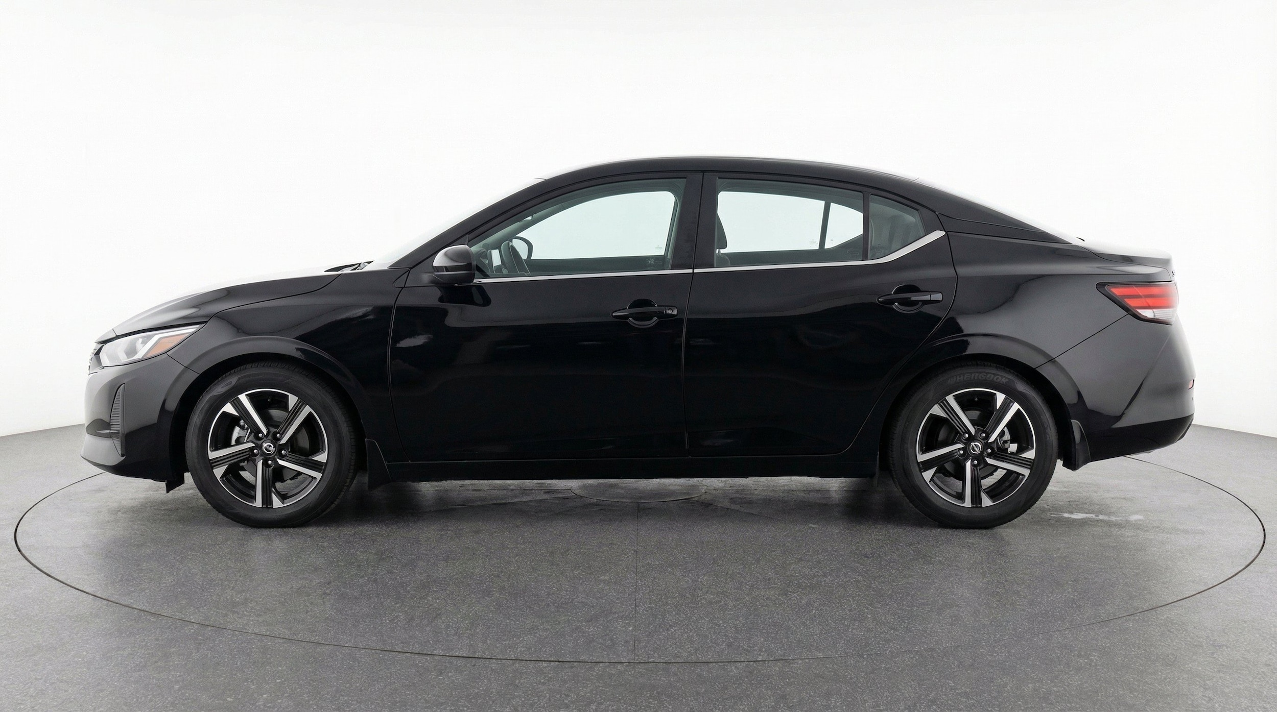 Thumbnail: 2025 Nissan Sentra - 5