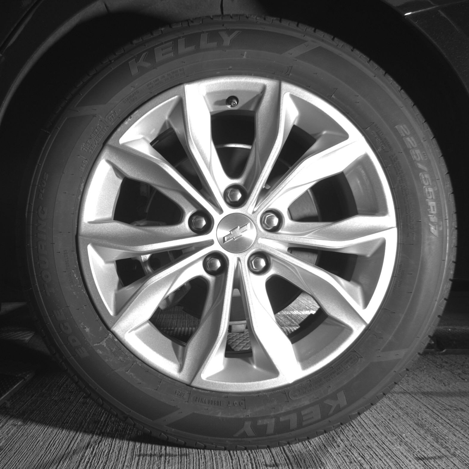 Thumbnail: 2023 Chevrolet Malibu - 14