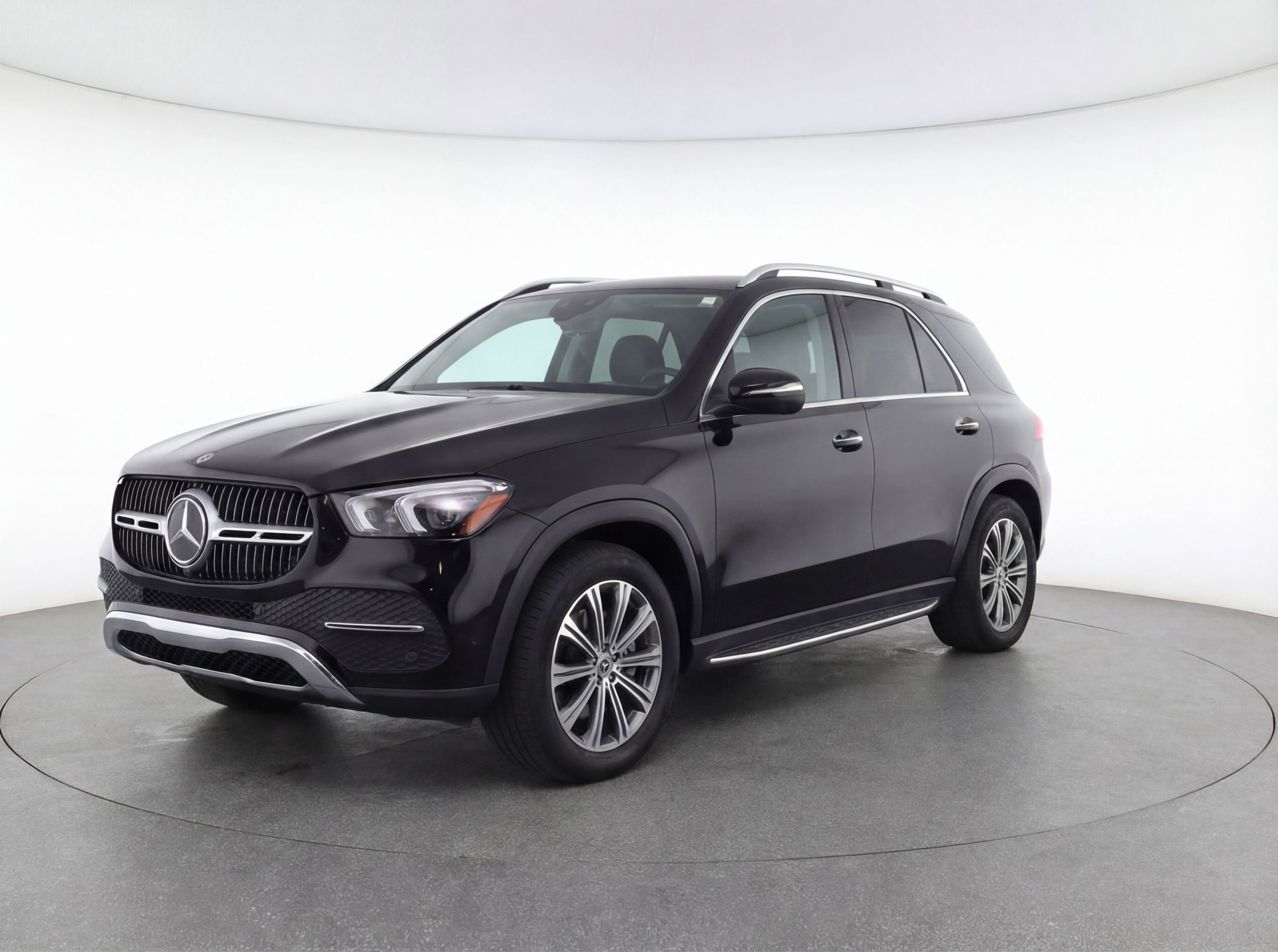 Thumbnail: 2024 Mercedes-Benz GLC - 3