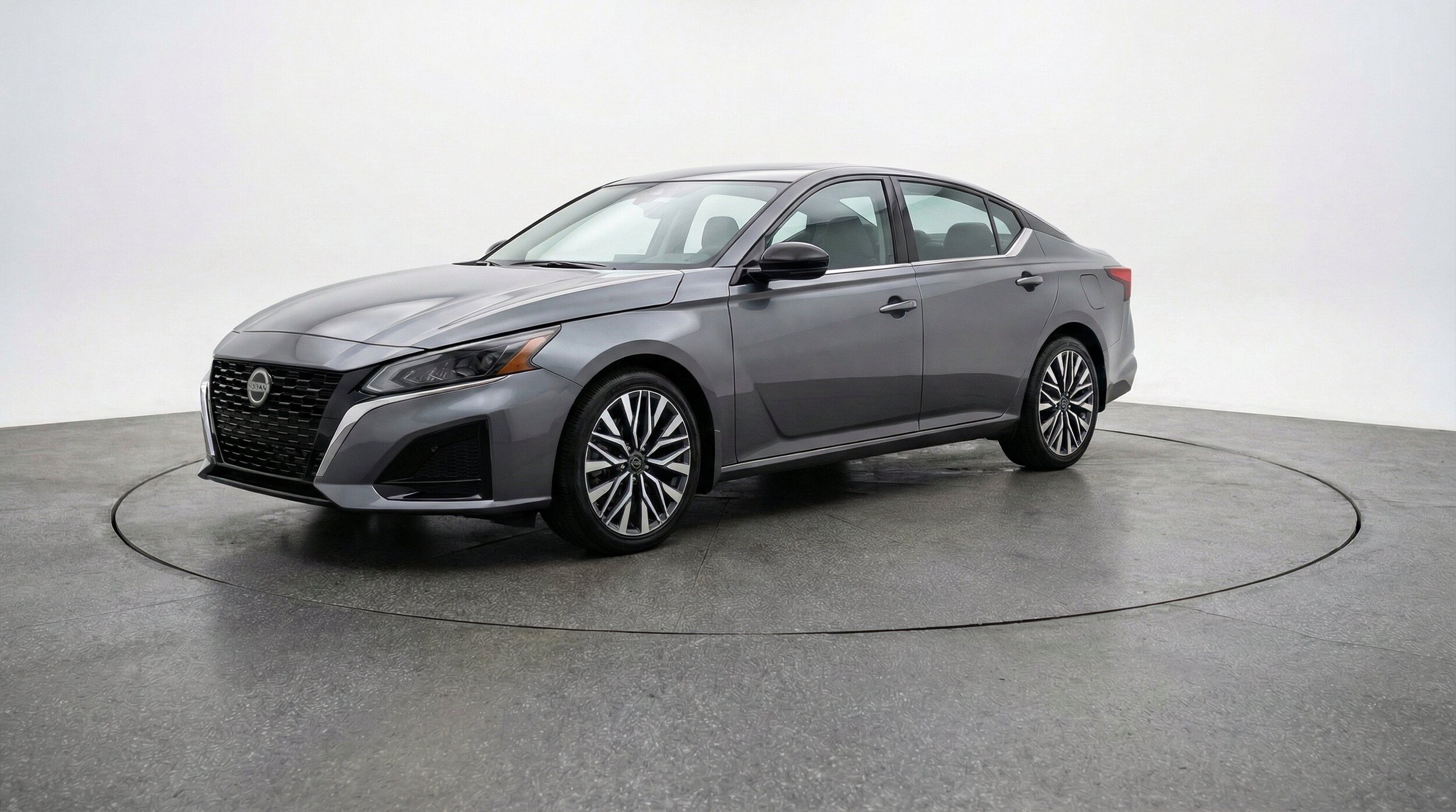 Thumbnail: 2025 Nissan Altima - 3