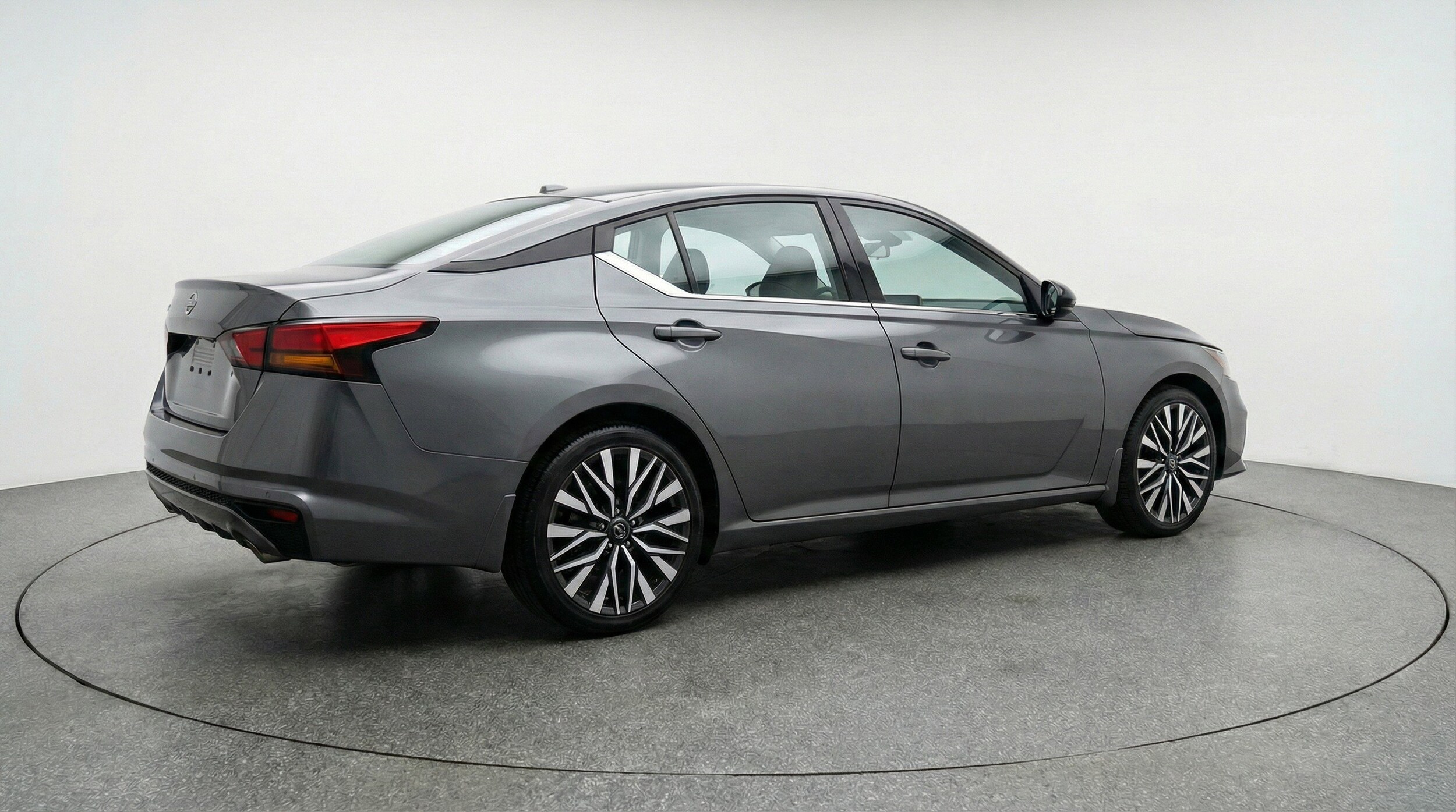 Thumbnail: 2025 Nissan Altima - 9