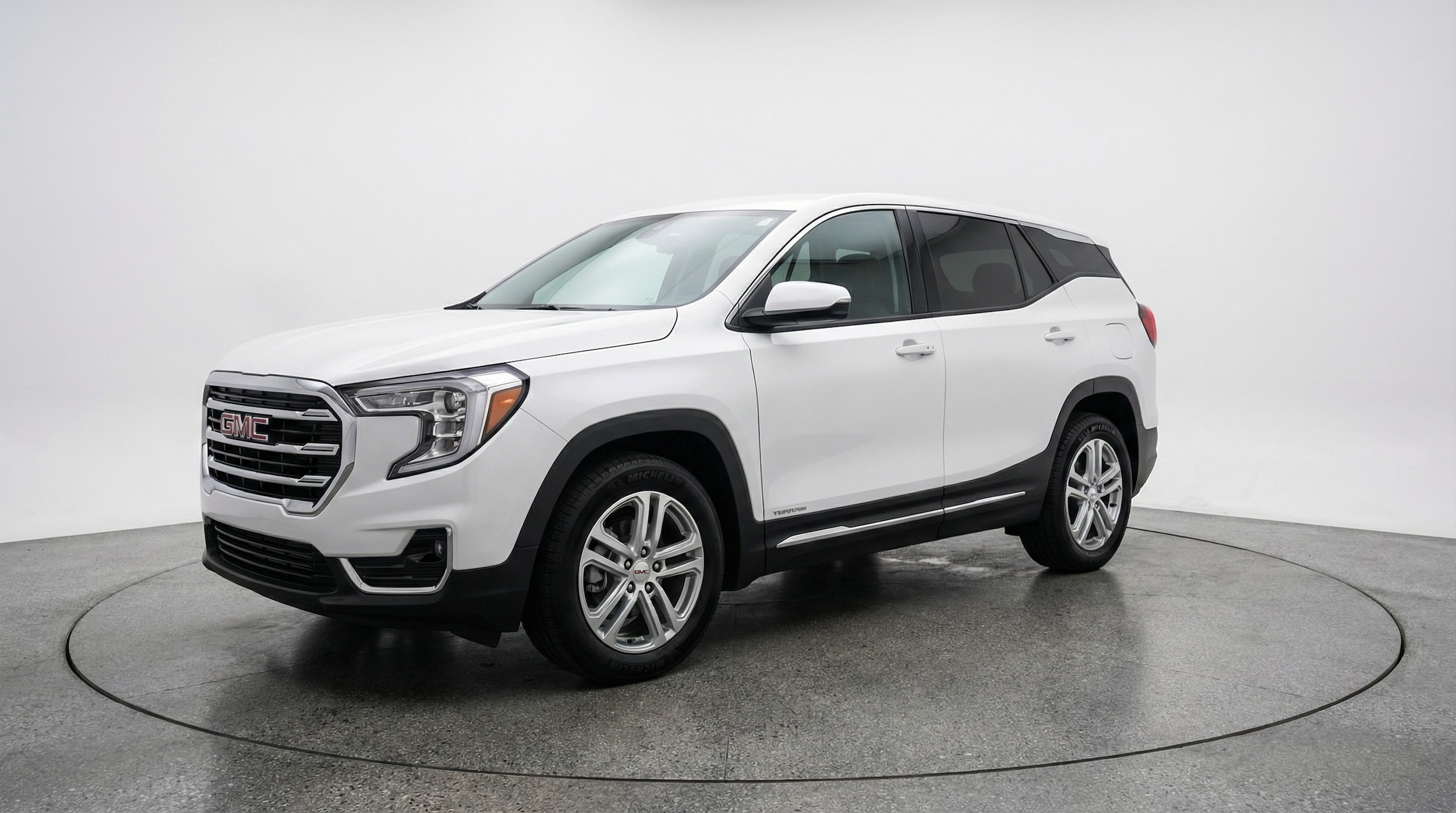 Thumbnail: 2024 GMC Terrain - 3