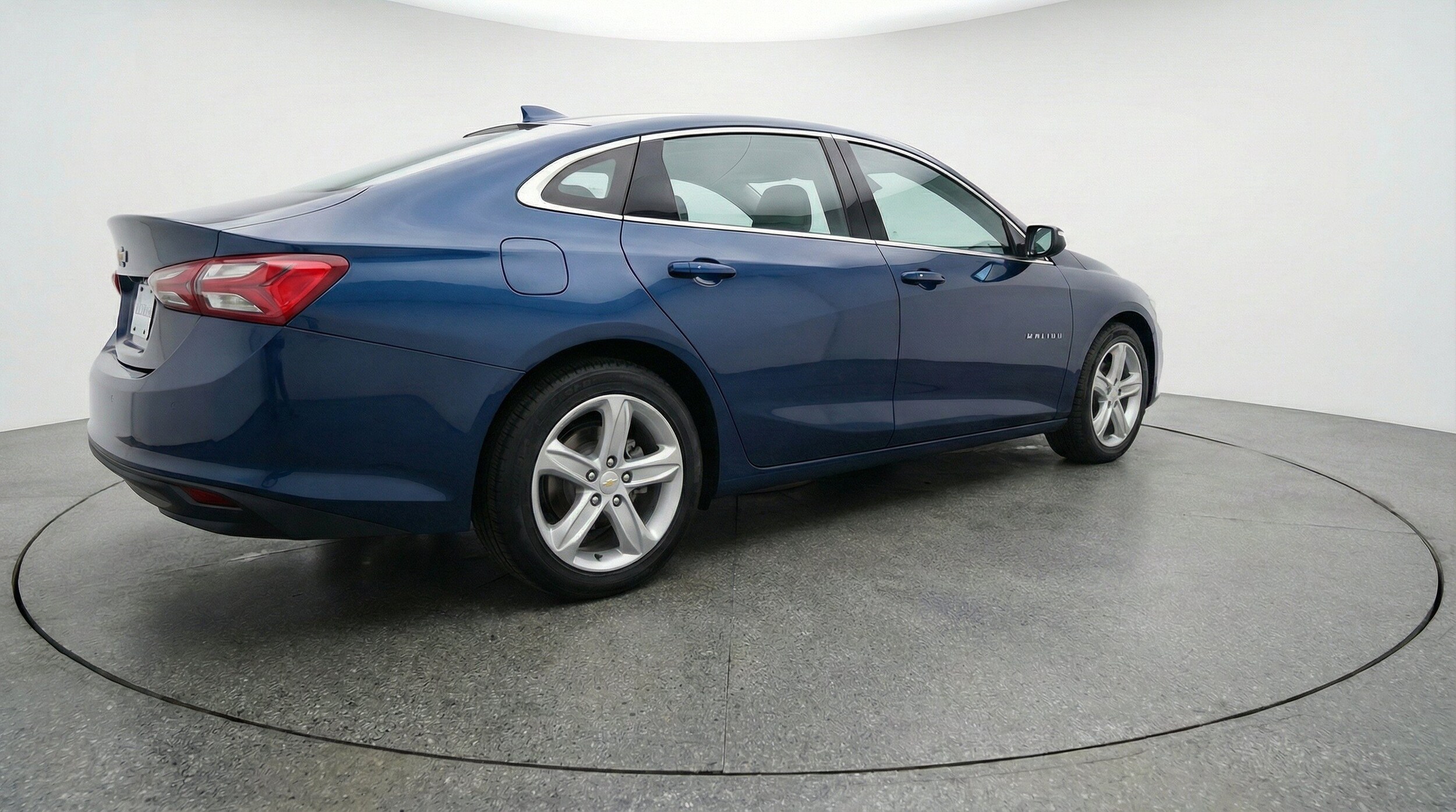 Thumbnail: 2024 Chevrolet Malibu - 9