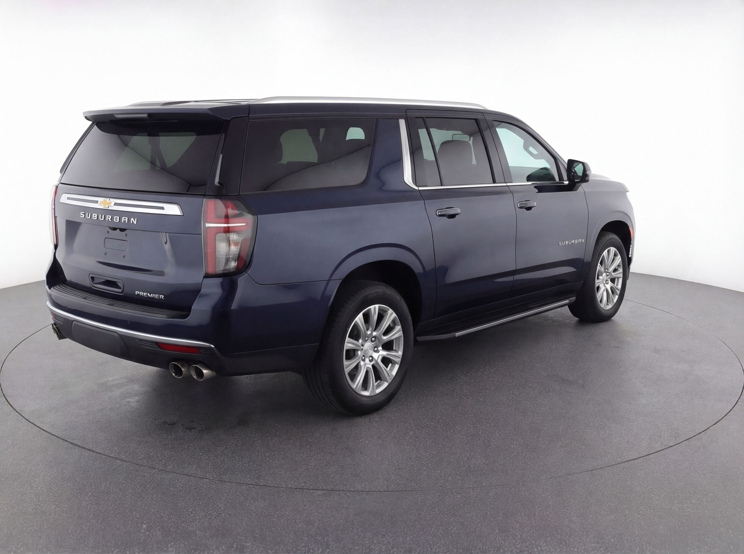Thumbnail: 2023 Chevrolet Suburban - 9