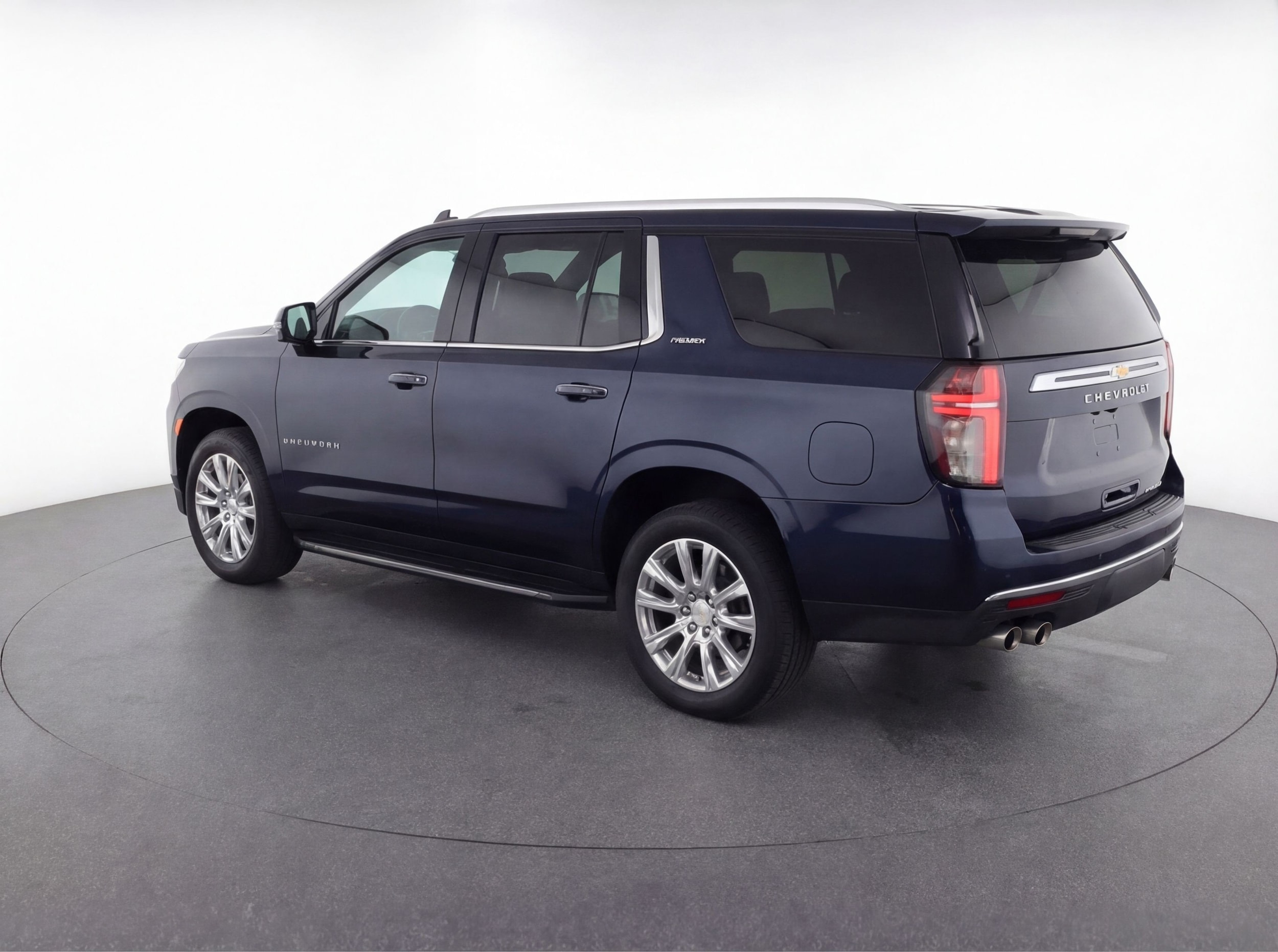 Thumbnail: 2023 Chevrolet Suburban - 6