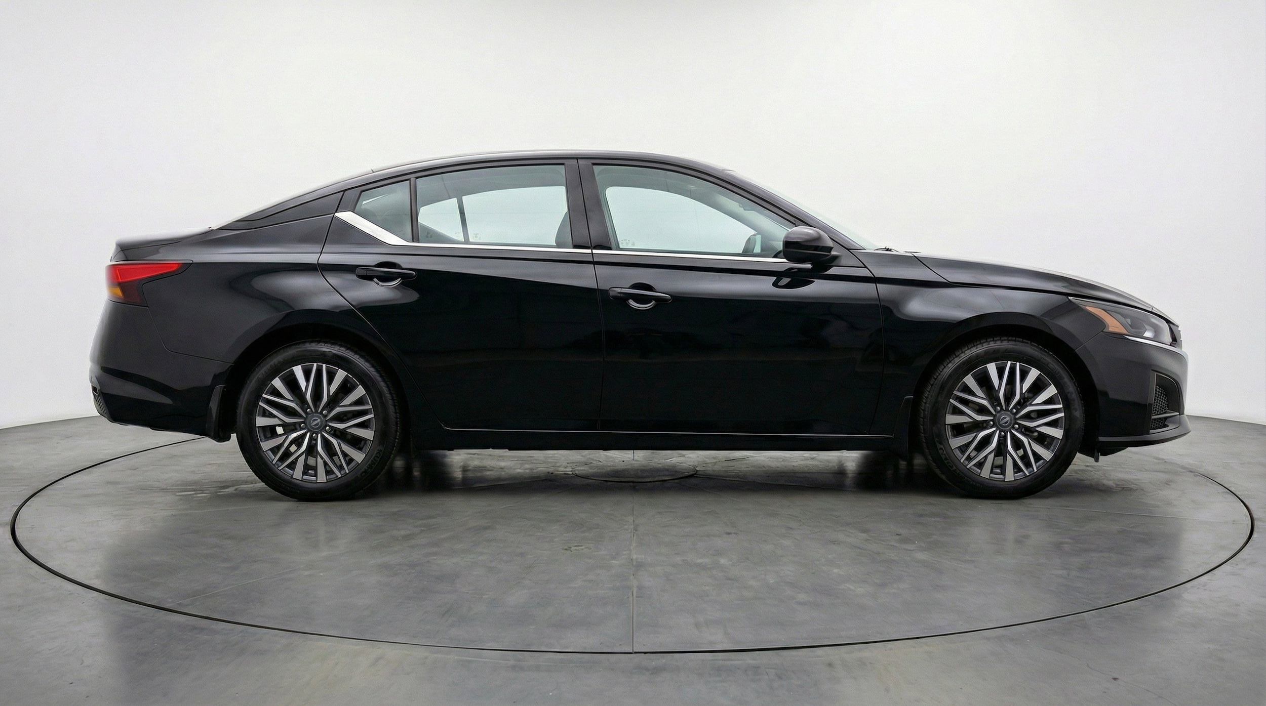 Thumbnail: 2025 Nissan Altima - 11