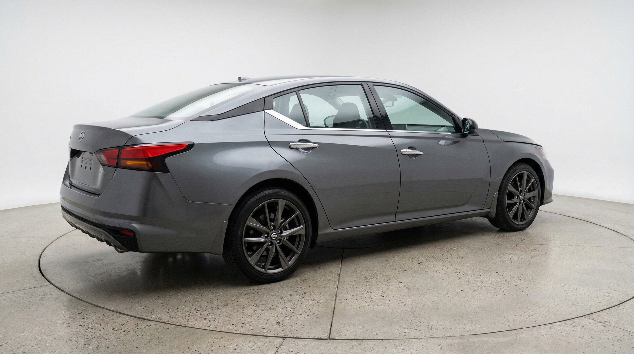 Thumbnail: 2025 Nissan Altima - 9