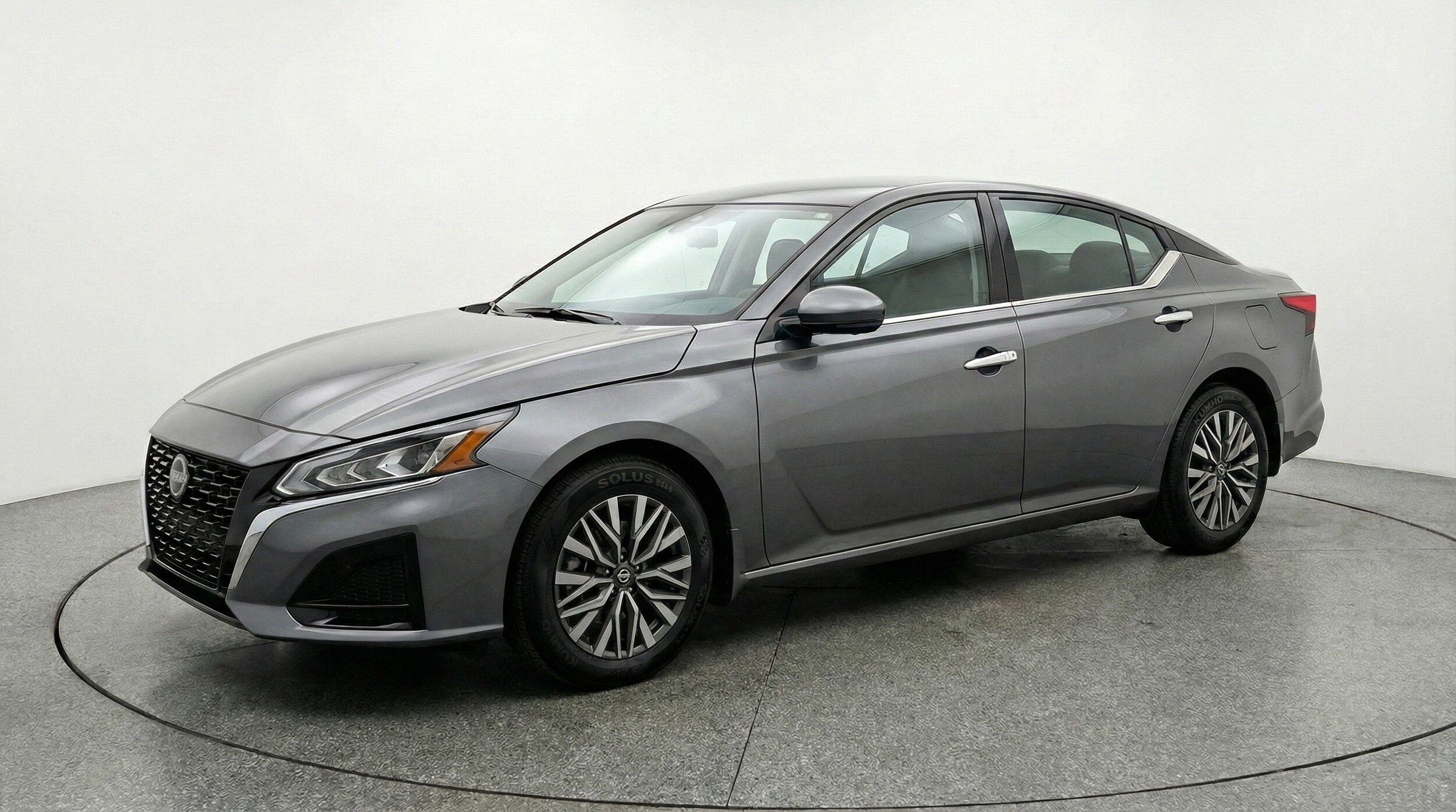 Thumbnail: 2025 Nissan Altima - 3