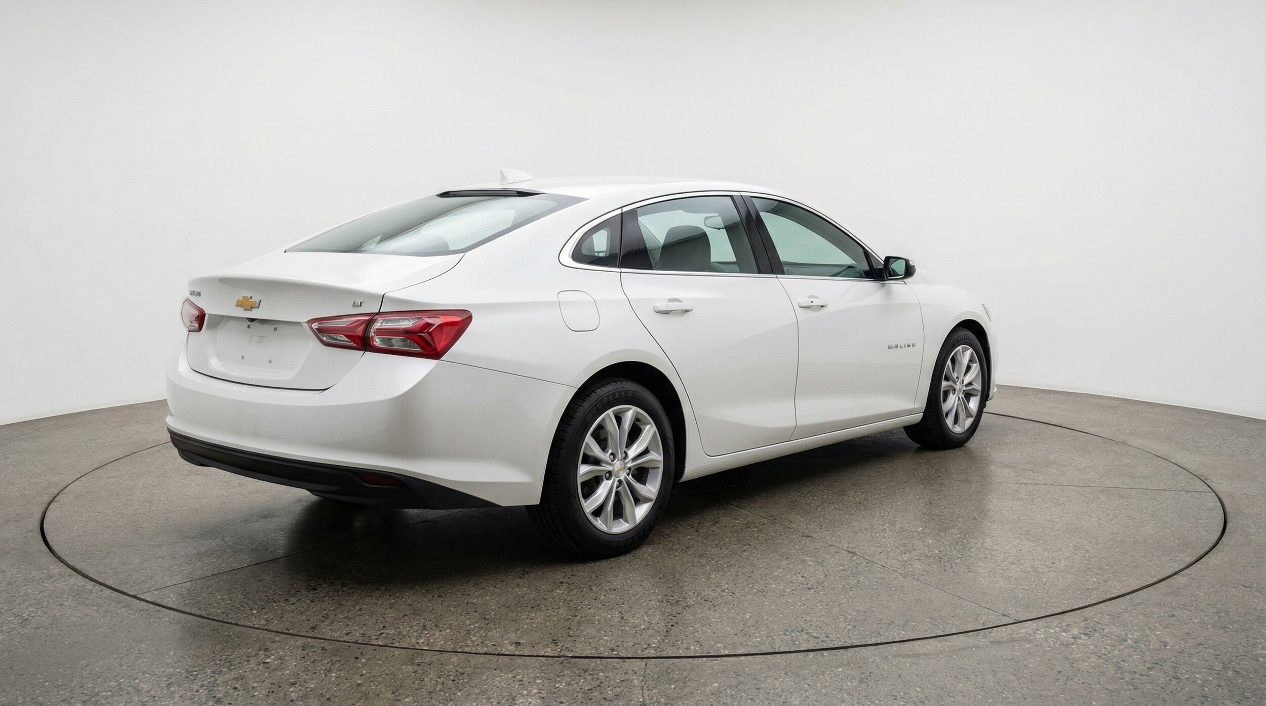 Thumbnail: 2024 Chevrolet Malibu - 9