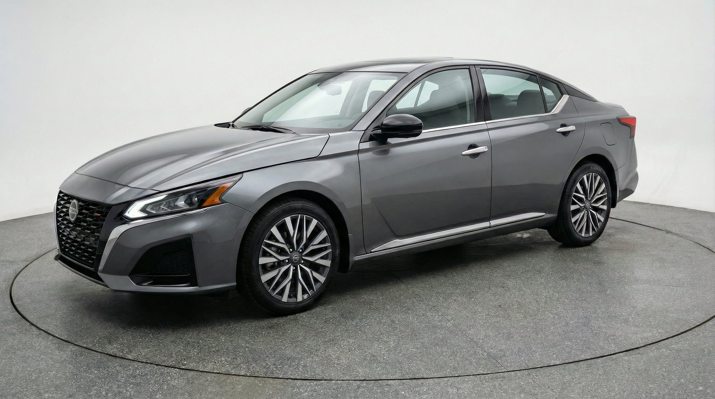 Thumbnail: 2025 Nissan Altima - 3